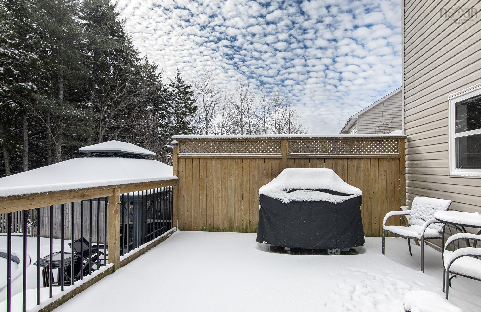 $885,000.00: 361 Portland Hills Drive, Dartmouth