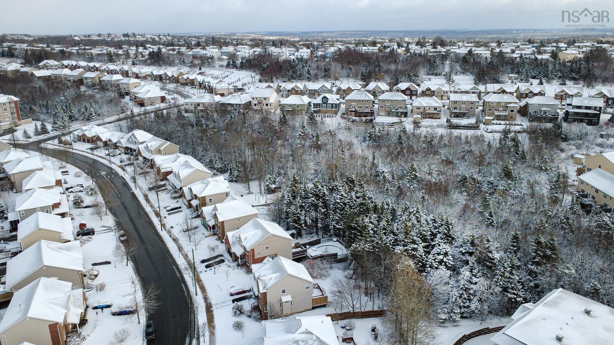 $885,000.00: 361 Portland Hills Drive, Dartmouth