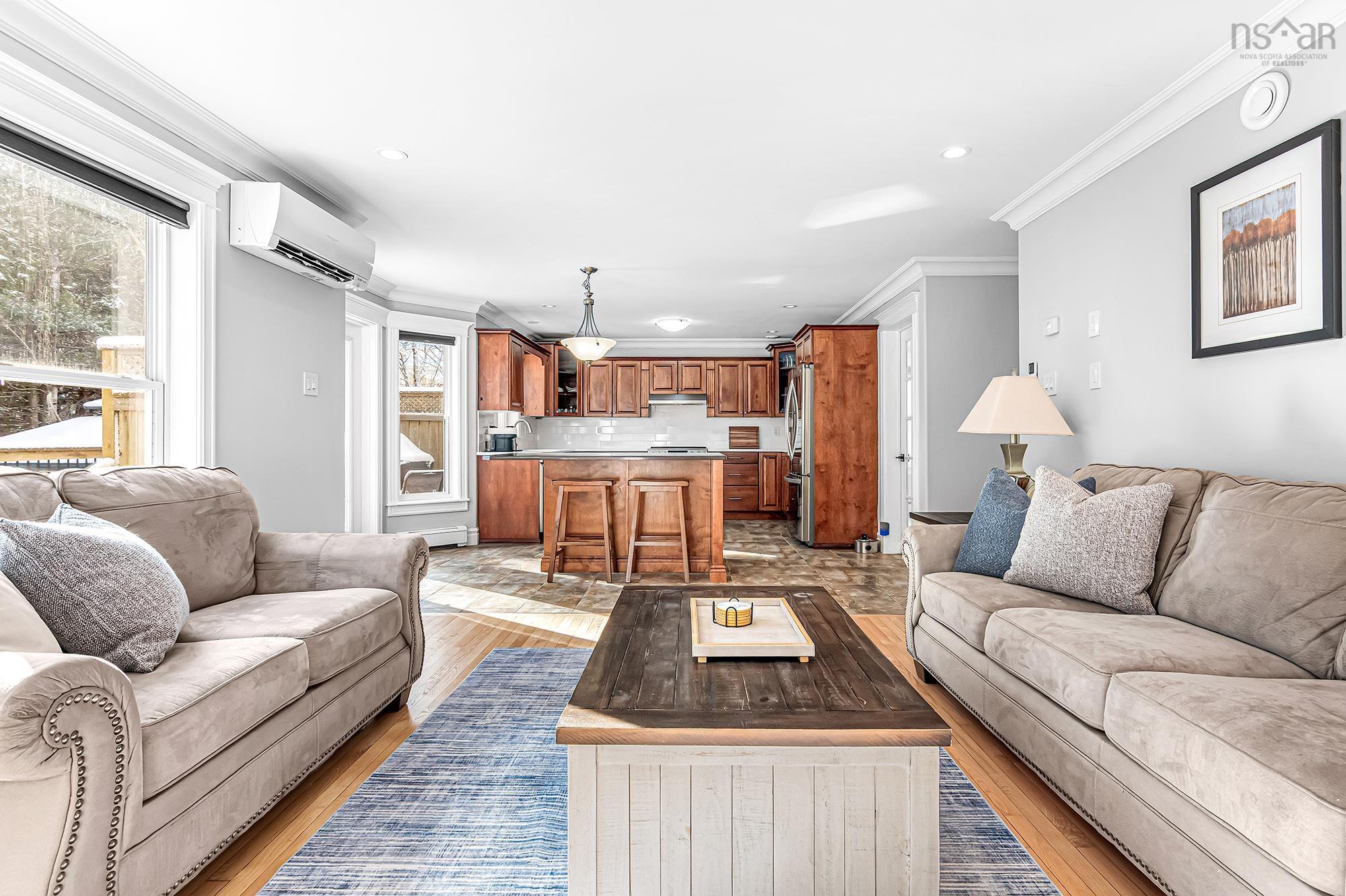 $885,000.00: 361 Portland Hills Drive, Dartmouth