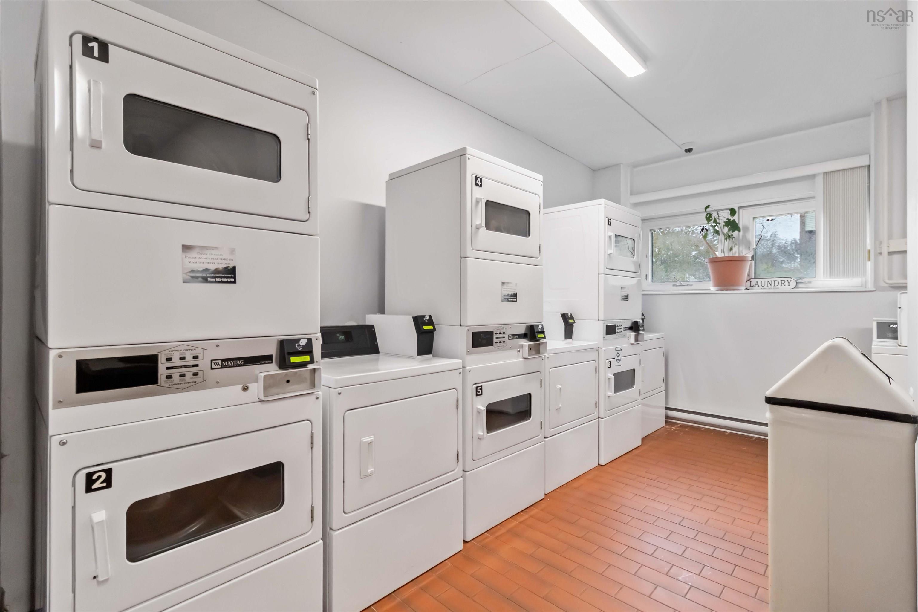 $275,000.00: 1105 5572 North Ridge Road, Halifax