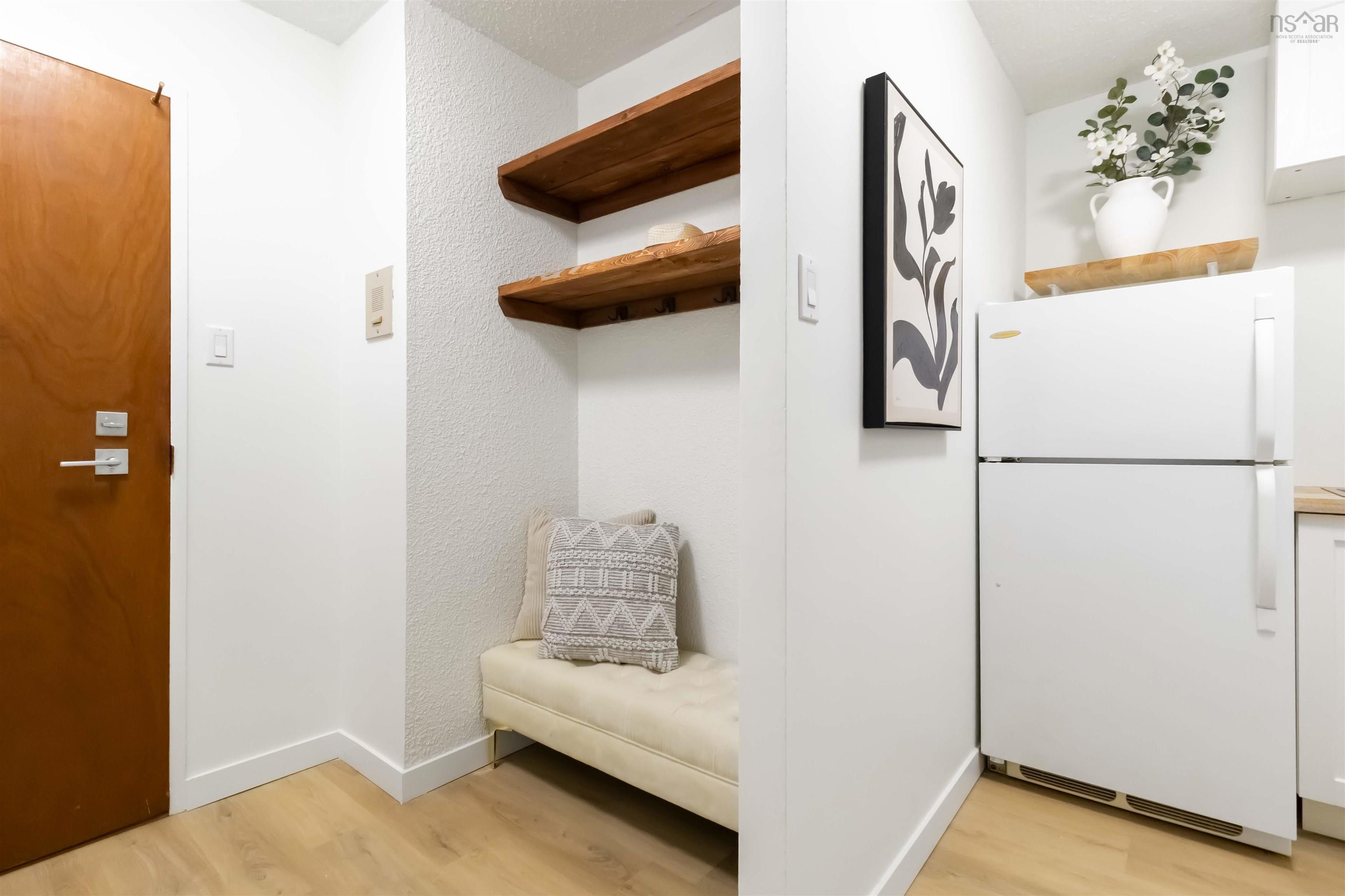 $275,000.00: 1105 5572 North Ridge Road, Halifax