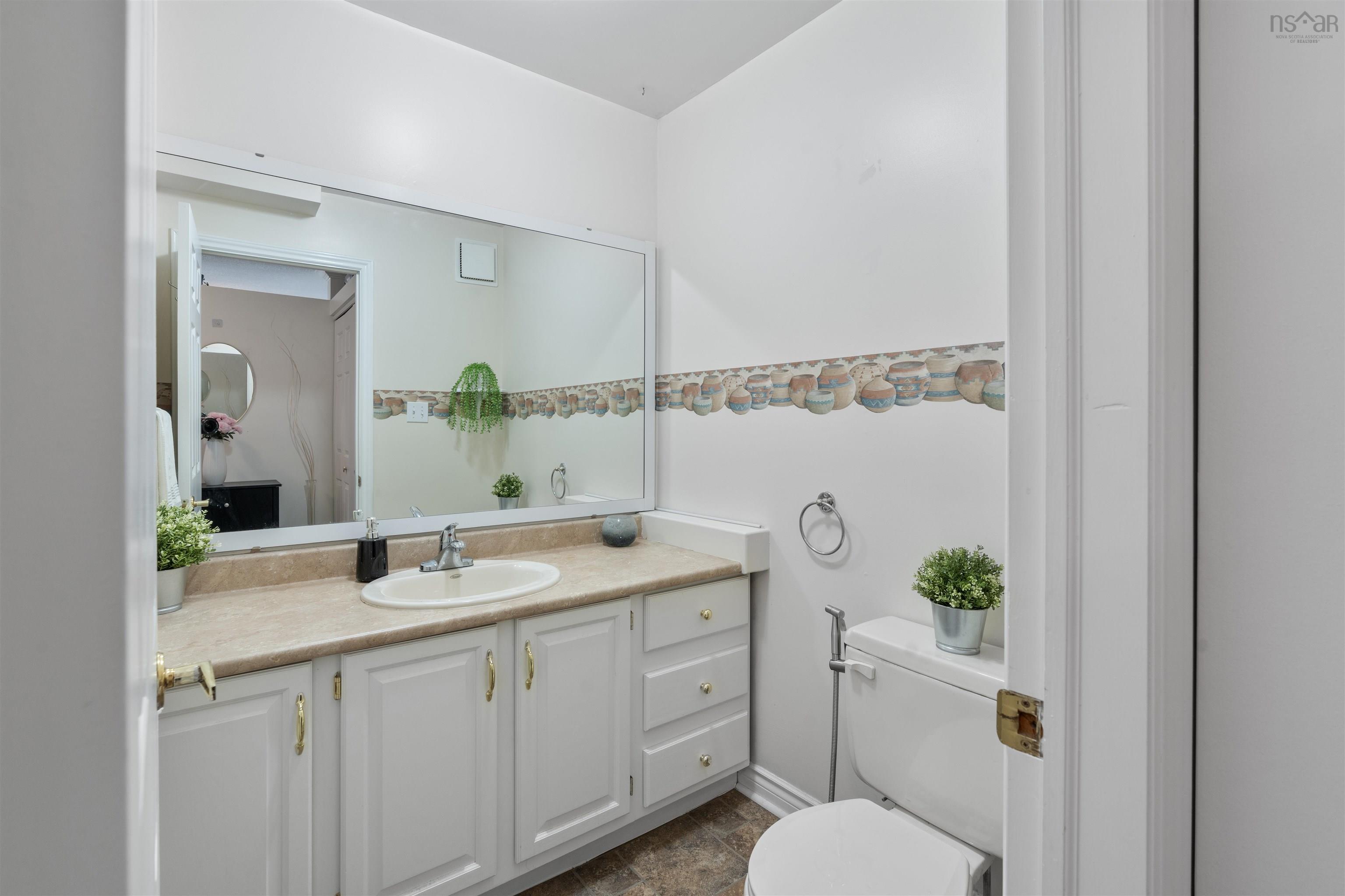 $359,900.00: 410 64 Cumberland Drive, Dartmouth