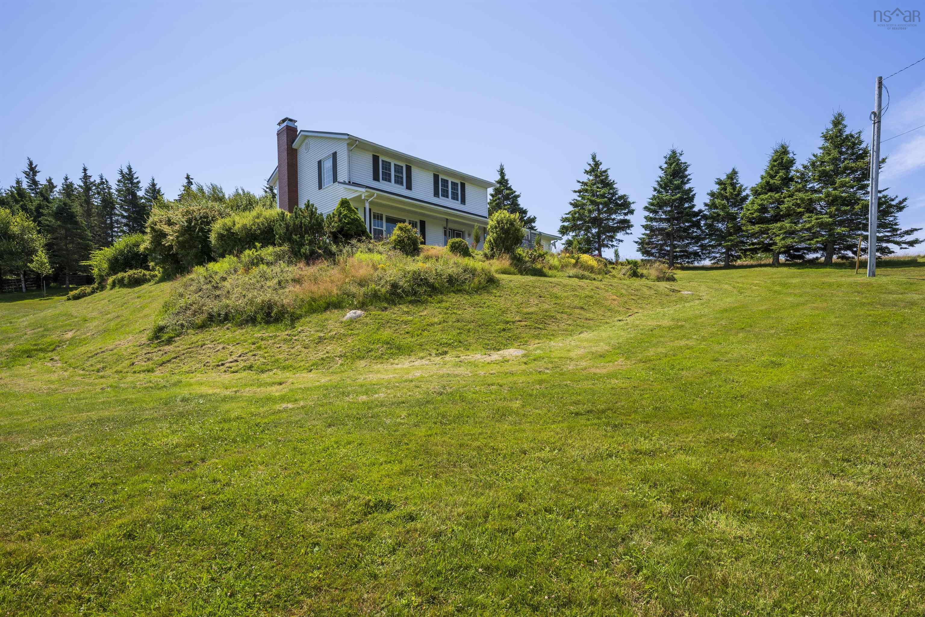 $998,000.00: 210 South Cove Drive, Feltzen South