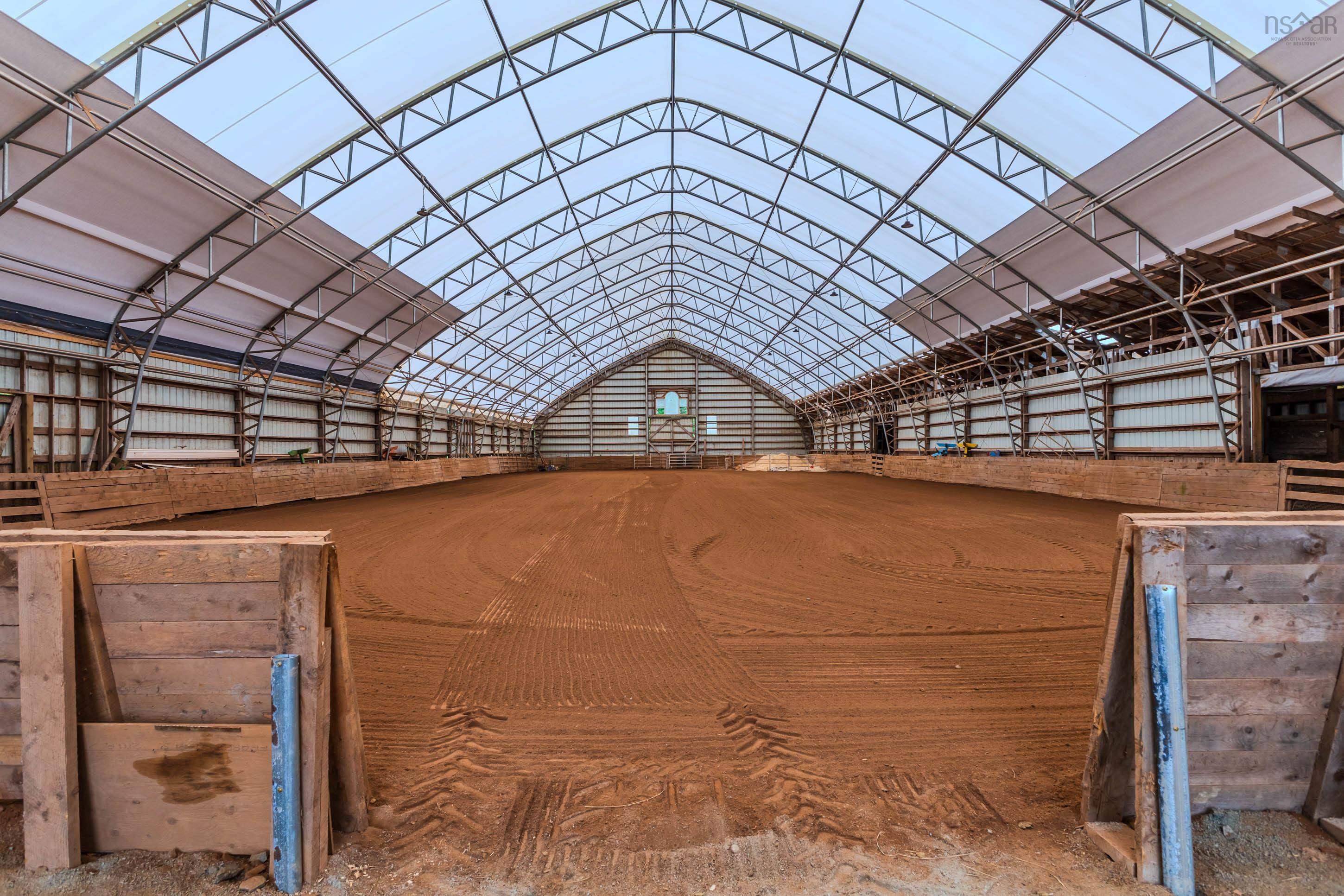 $699,999.00: 1554 PLEASANT VALLEY Road, Pleasant Valley