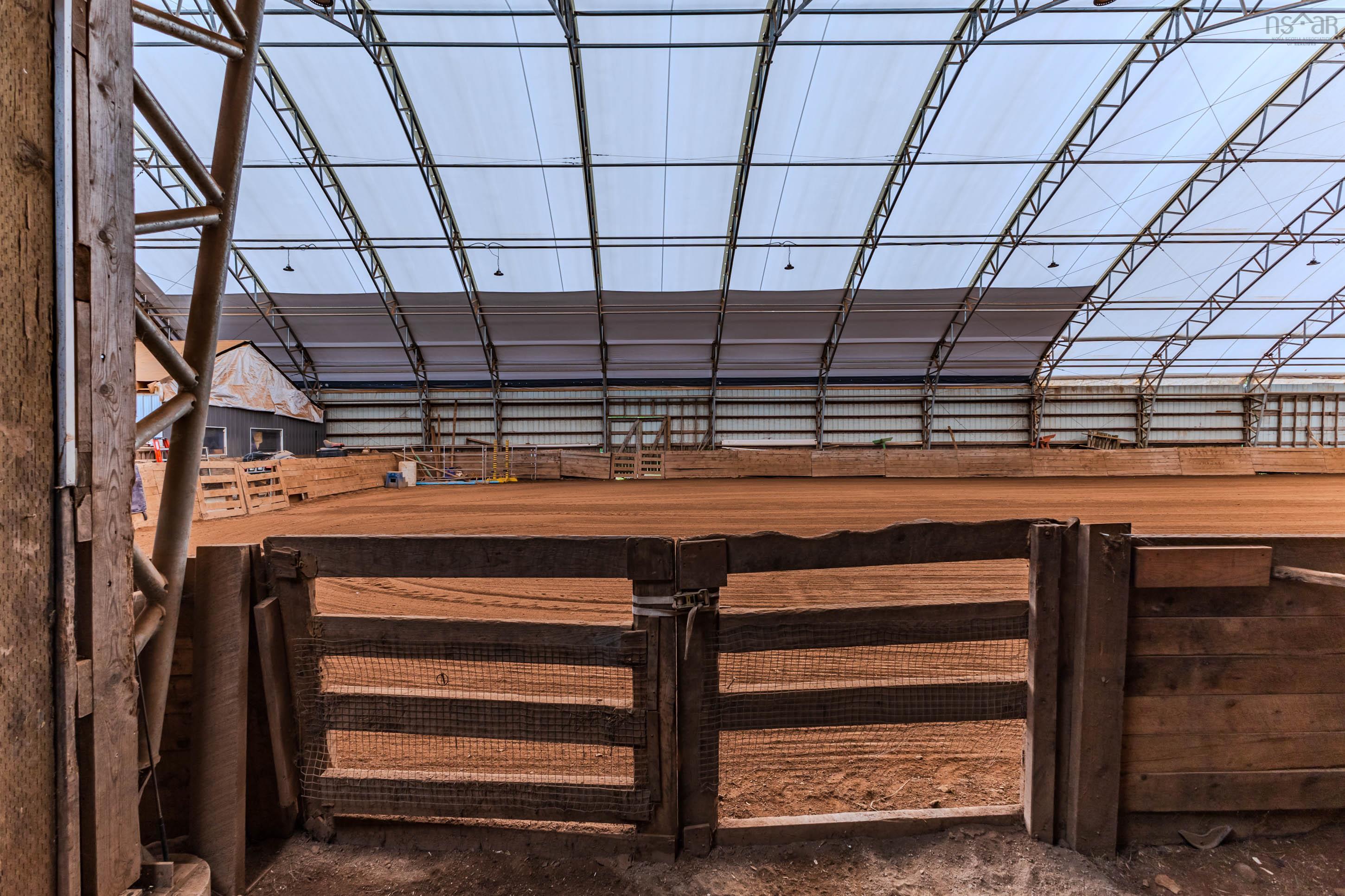 $699,999.00: 1554 PLEASANT VALLEY Road, Pleasant Valley