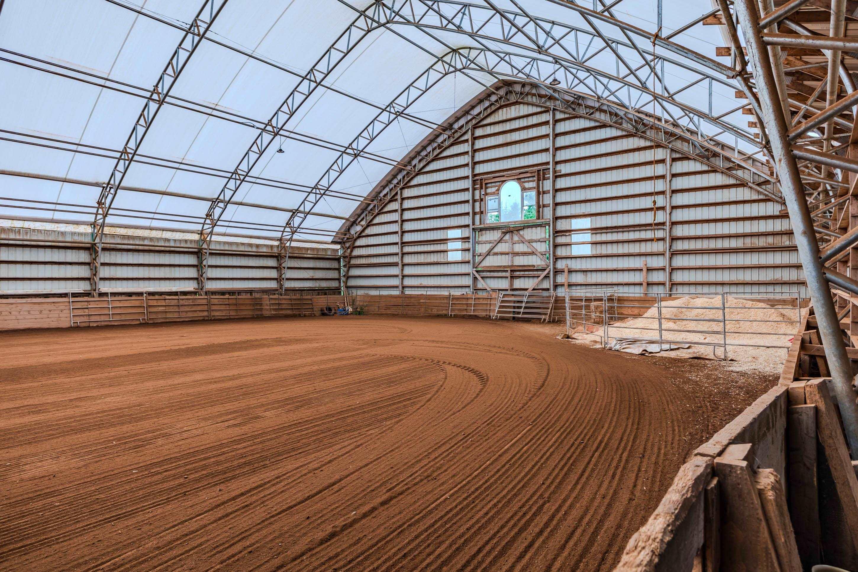 $699,999.00: 1554 PLEASANT VALLEY Road, Pleasant Valley