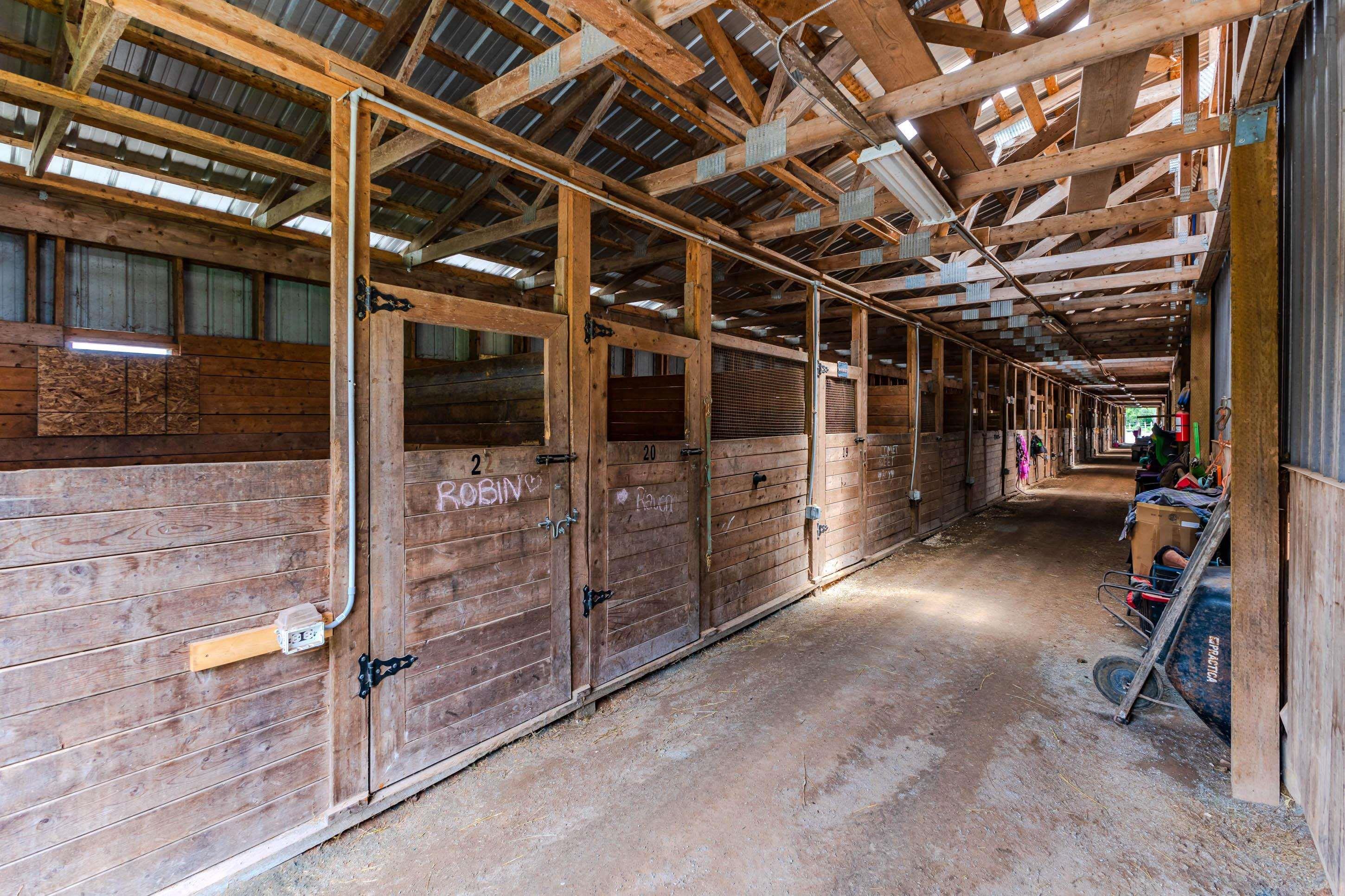 $699,999.00: 1554 PLEASANT VALLEY Road, Pleasant Valley