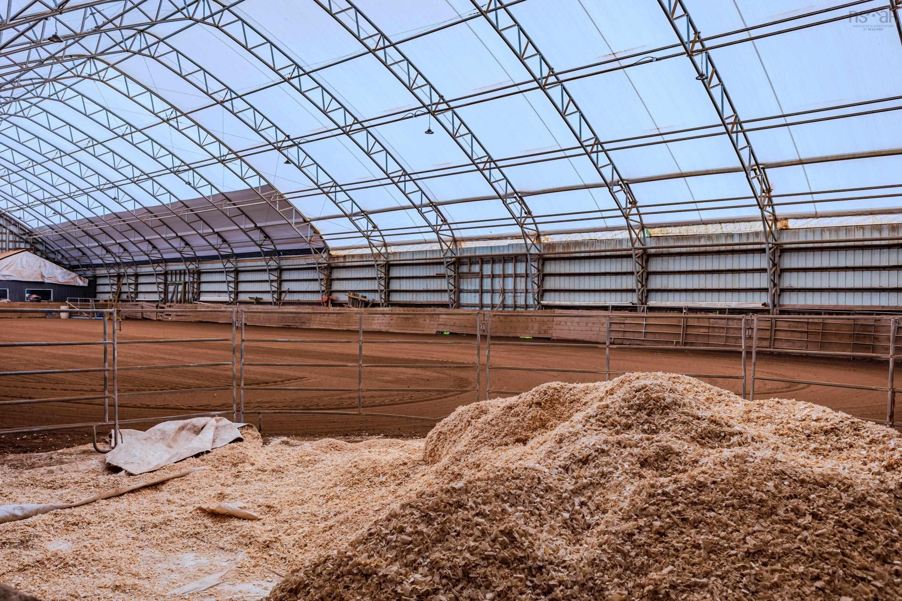 $699,999.00: 1554 PLEASANT VALLEY Road, Pleasant Valley