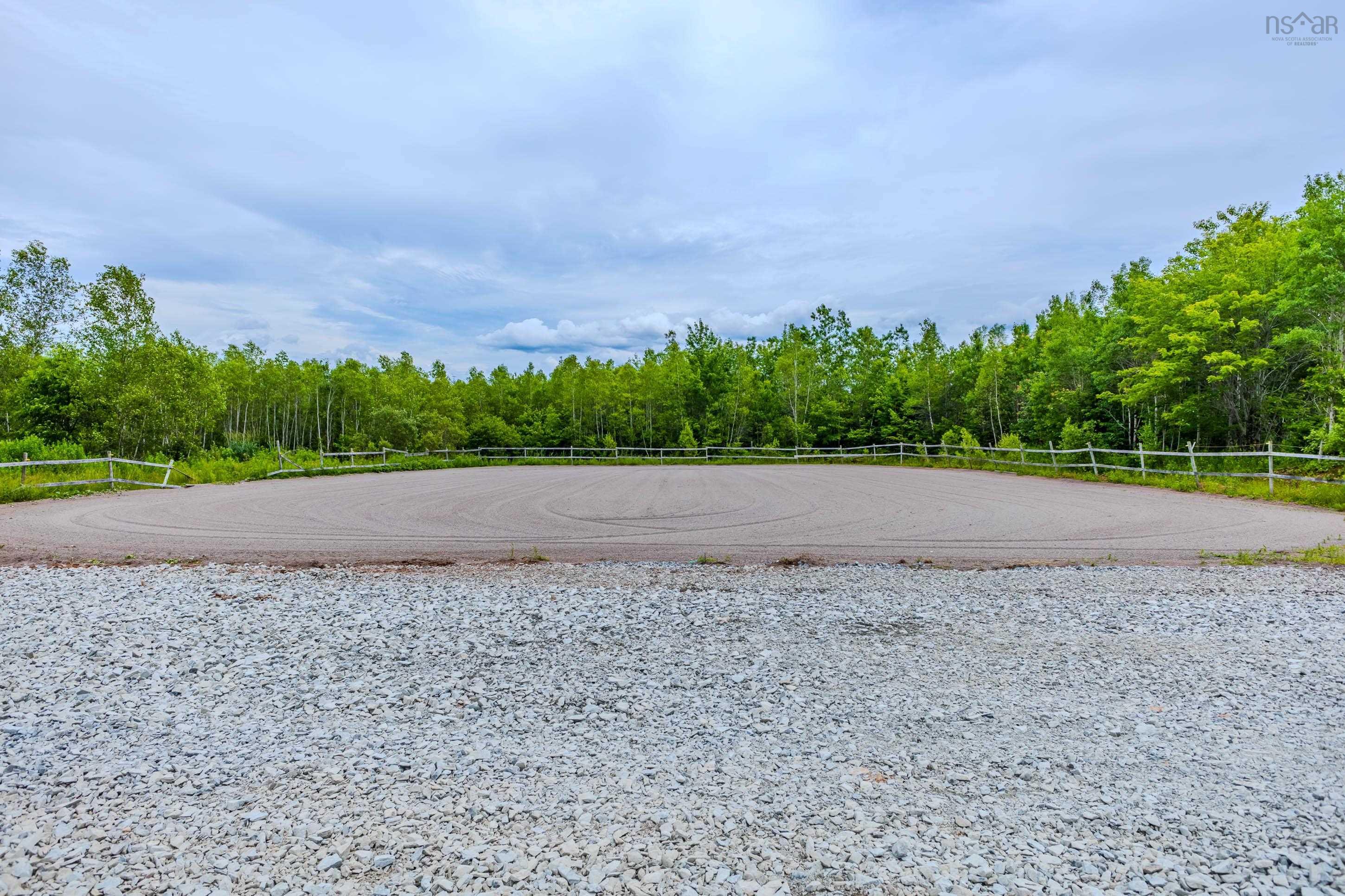 $699,999.00: 1554 PLEASANT VALLEY Road, Pleasant Valley