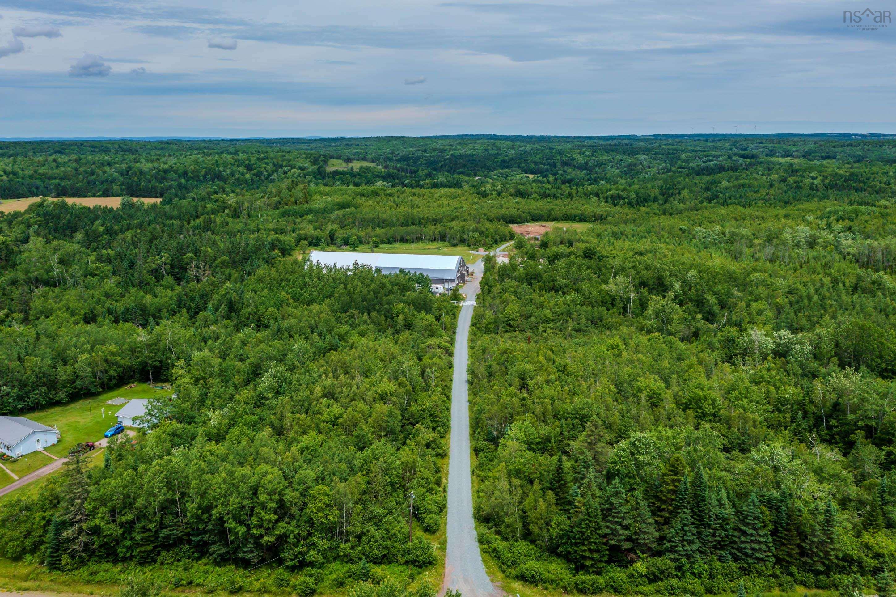 $699,999.00: 1554 PLEASANT VALLEY Road, Pleasant Valley