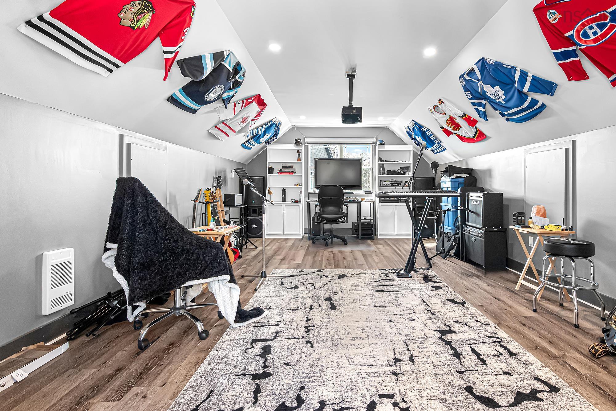 $879,900.00: 266 Kernwood Drive, Middle Sackville