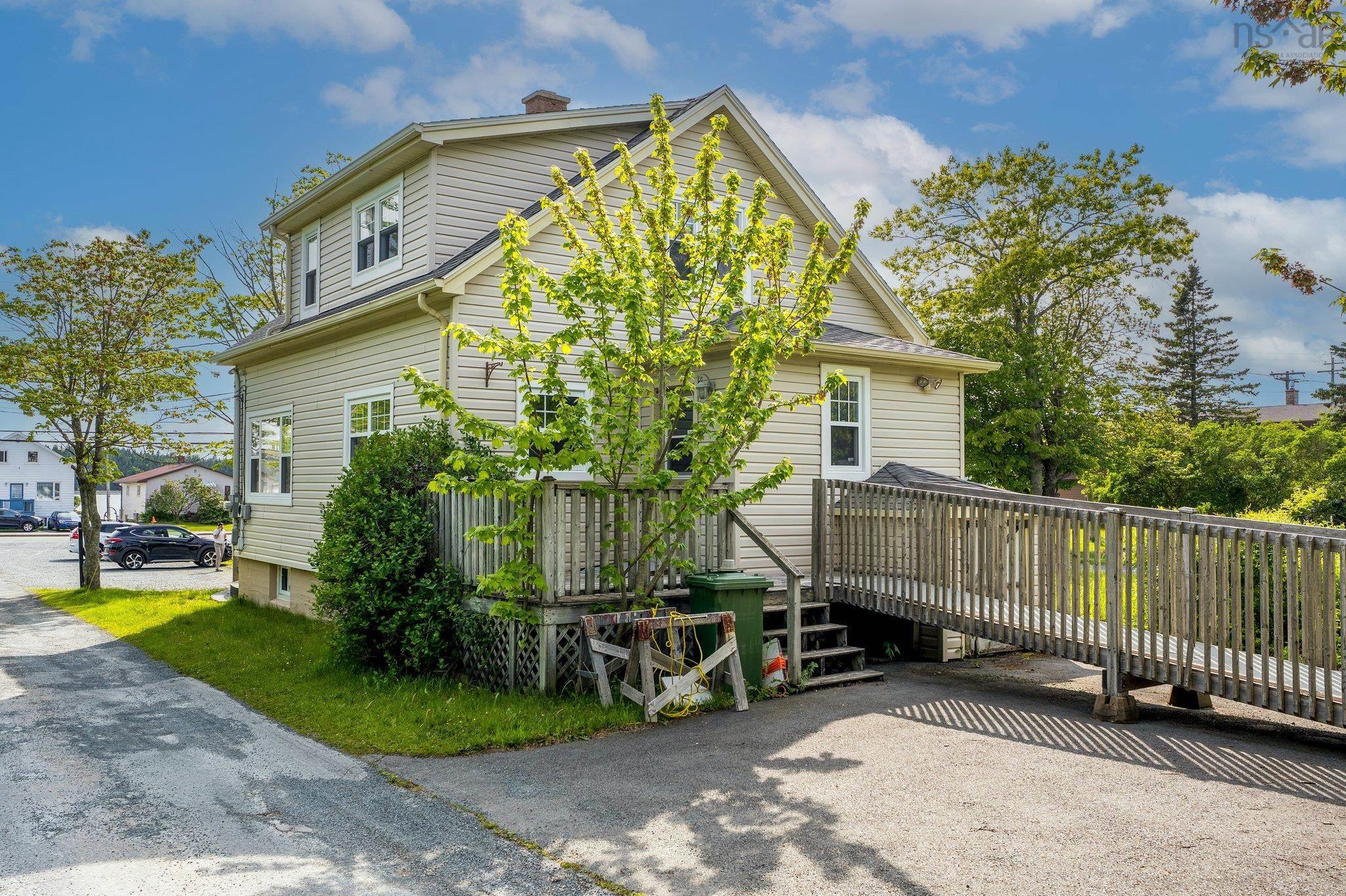 $445,000.00: 1470 Main Road, Eastern Passage