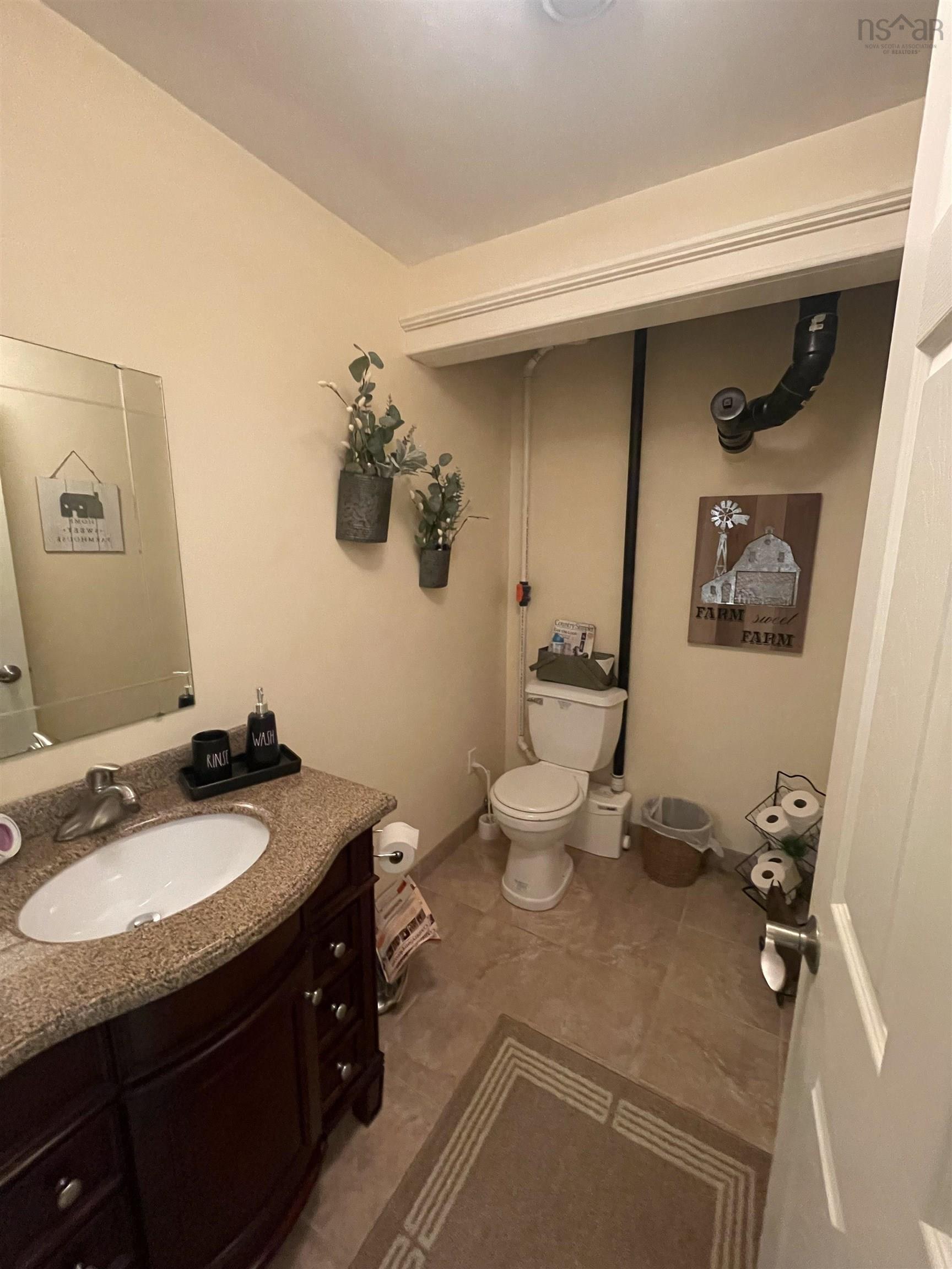 $539,000.00: 4620 103 Highway, Jordan Falls