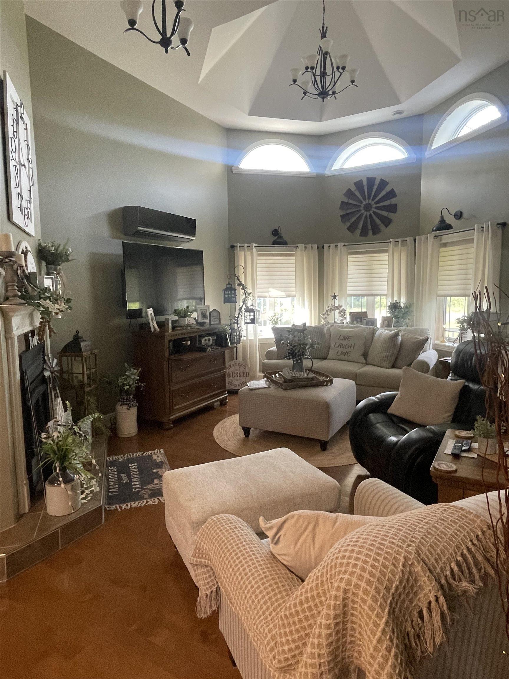 $539,000.00: 4620 103 Highway, Jordan Falls