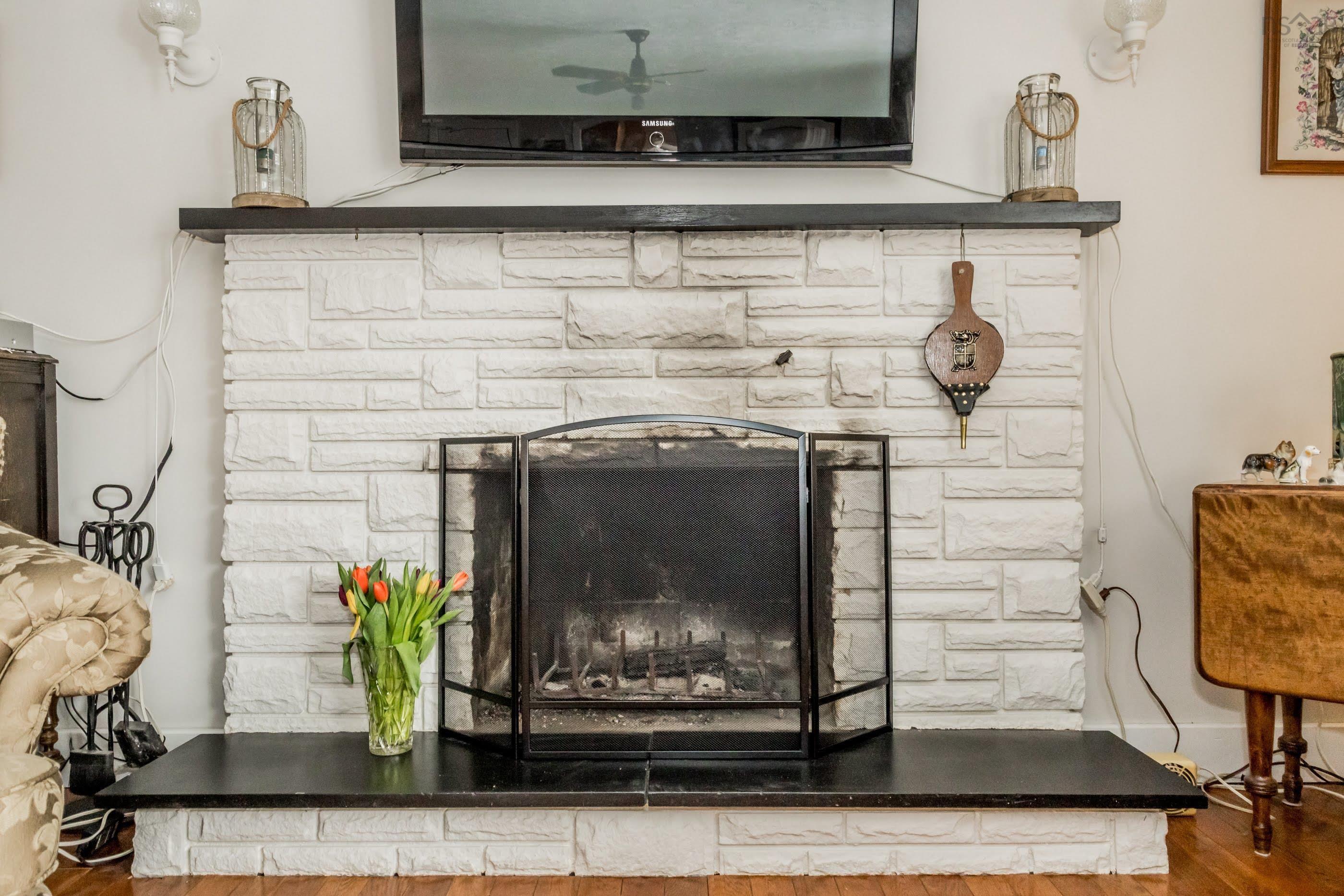 $499,900.00: 581 Highway 360, Somerset