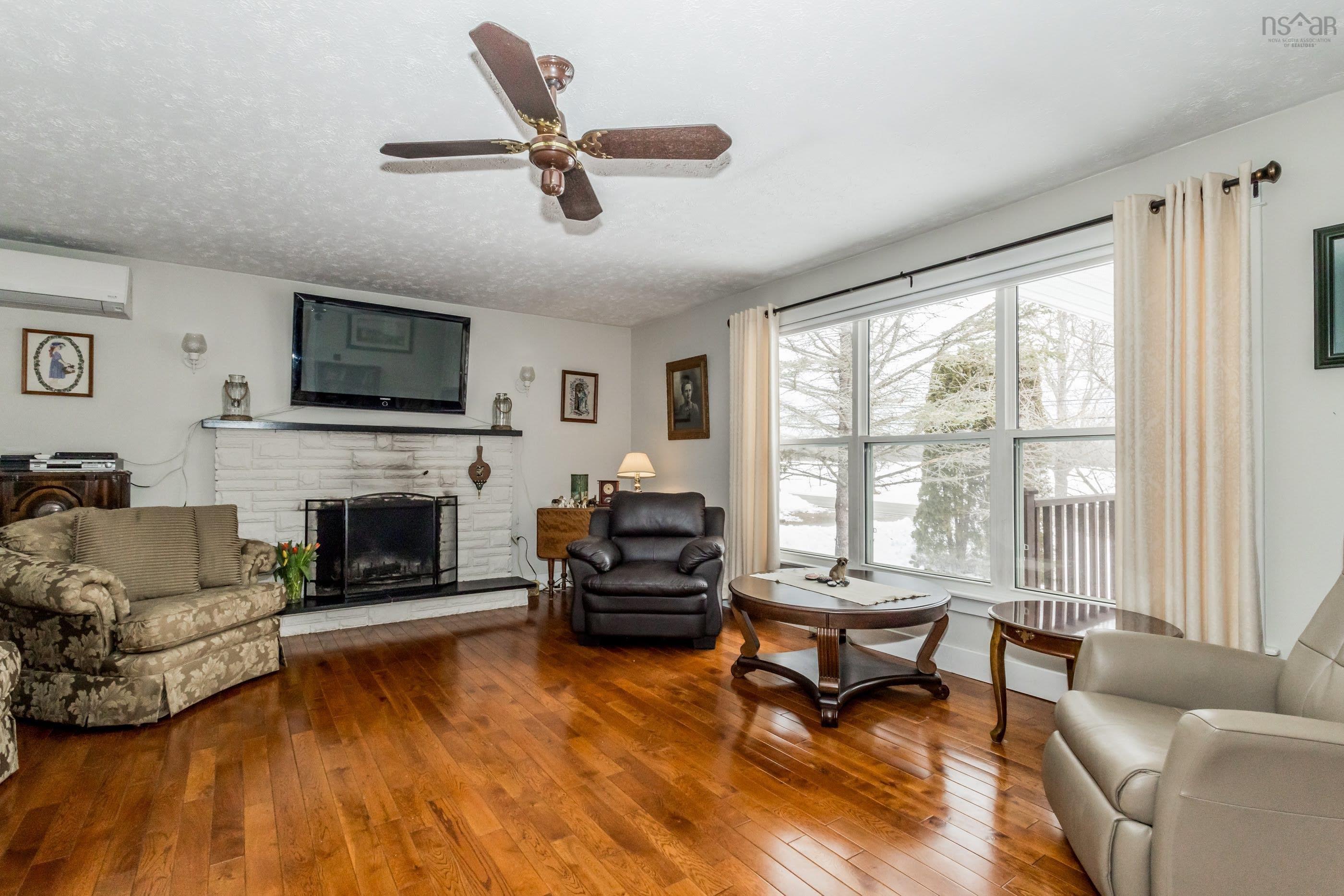 $499,900.00: 581 Highway 360, Somerset