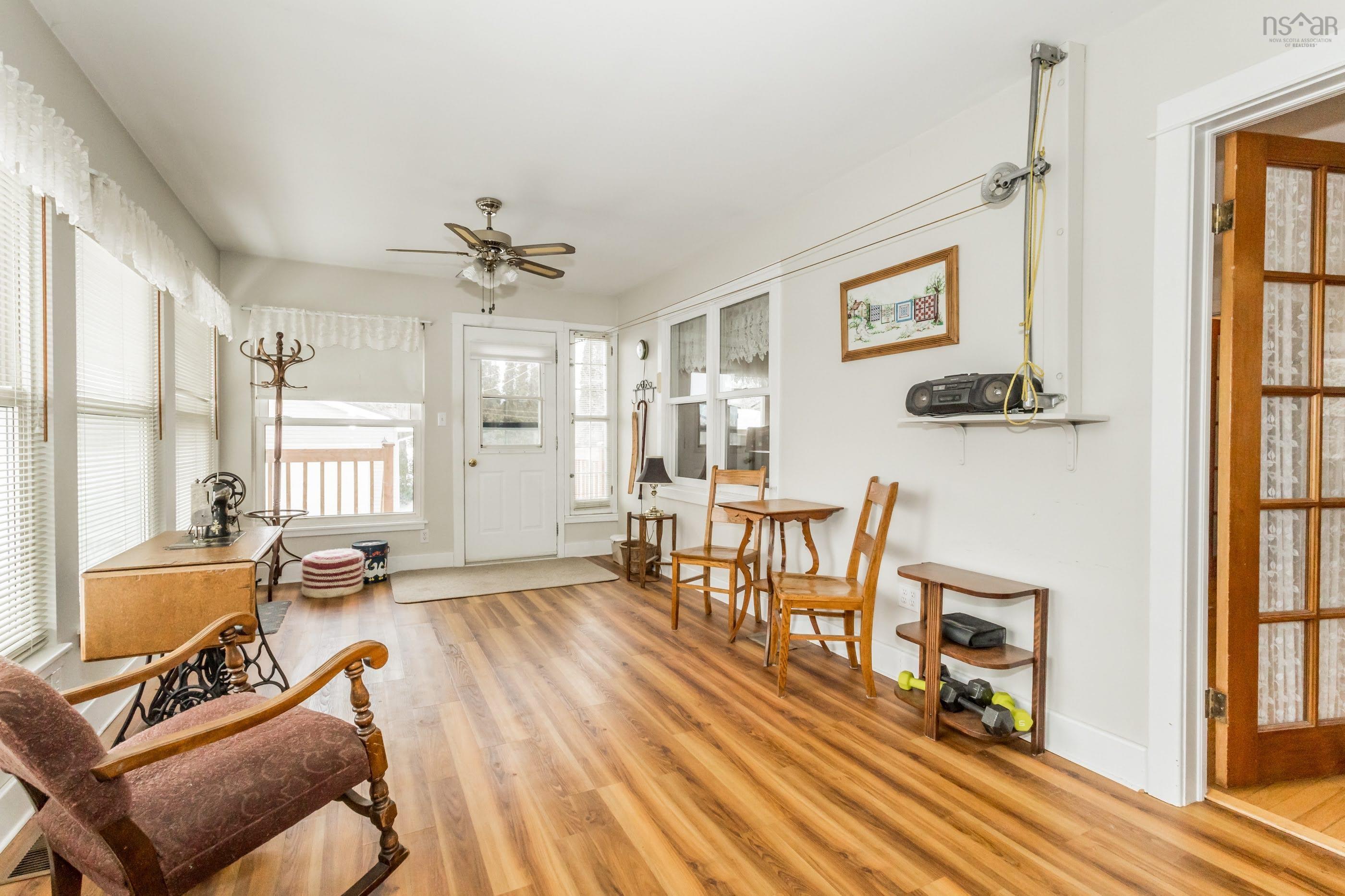 $499,900.00: 581 Highway 360, Somerset