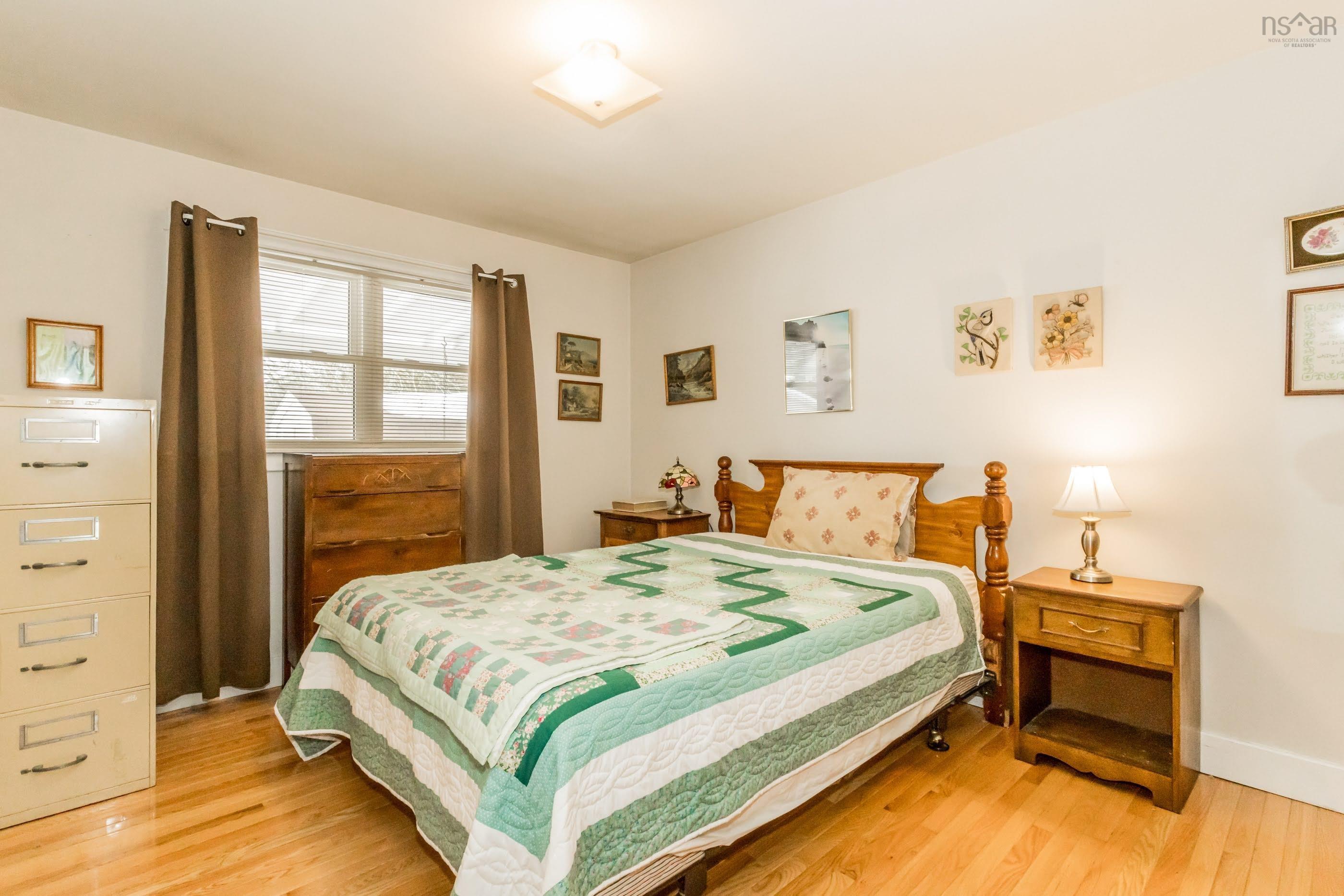 $499,900.00: 581 Highway 360, Somerset