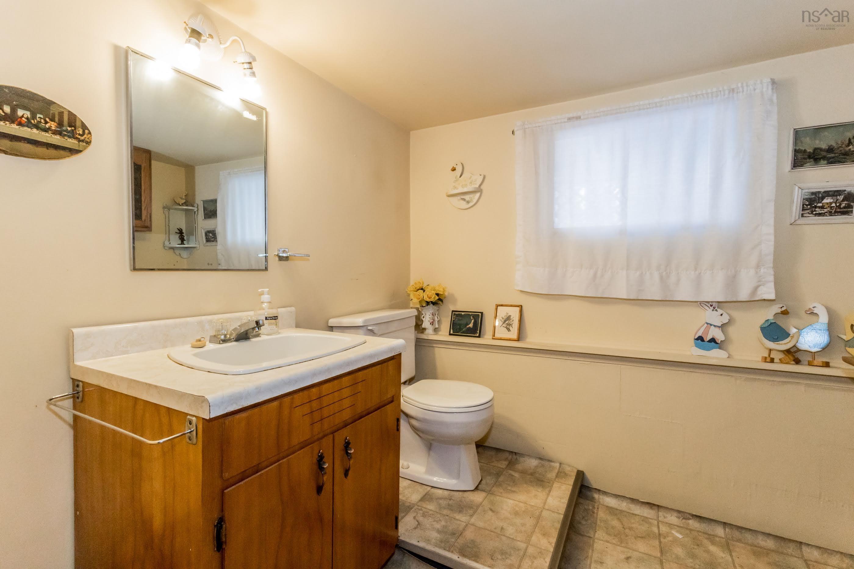 $499,900.00: 581 Highway 360, Somerset