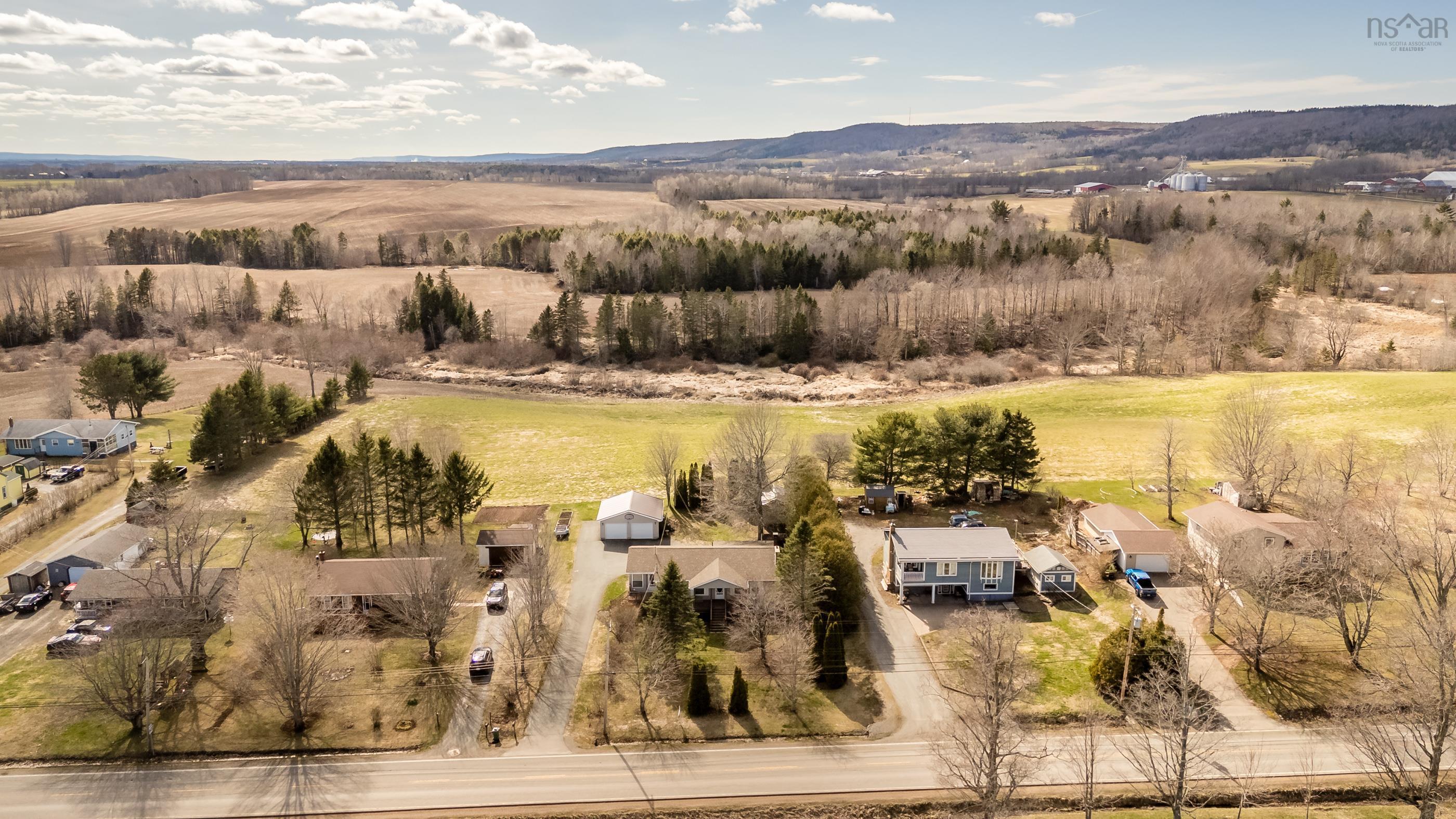 $489,900.00: 581 Highway 360, Somerset