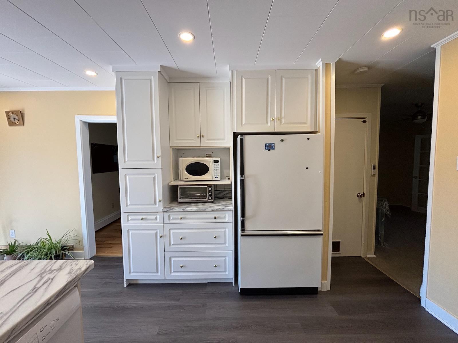 $349,900.00: 10 Park Street, Yarmouth