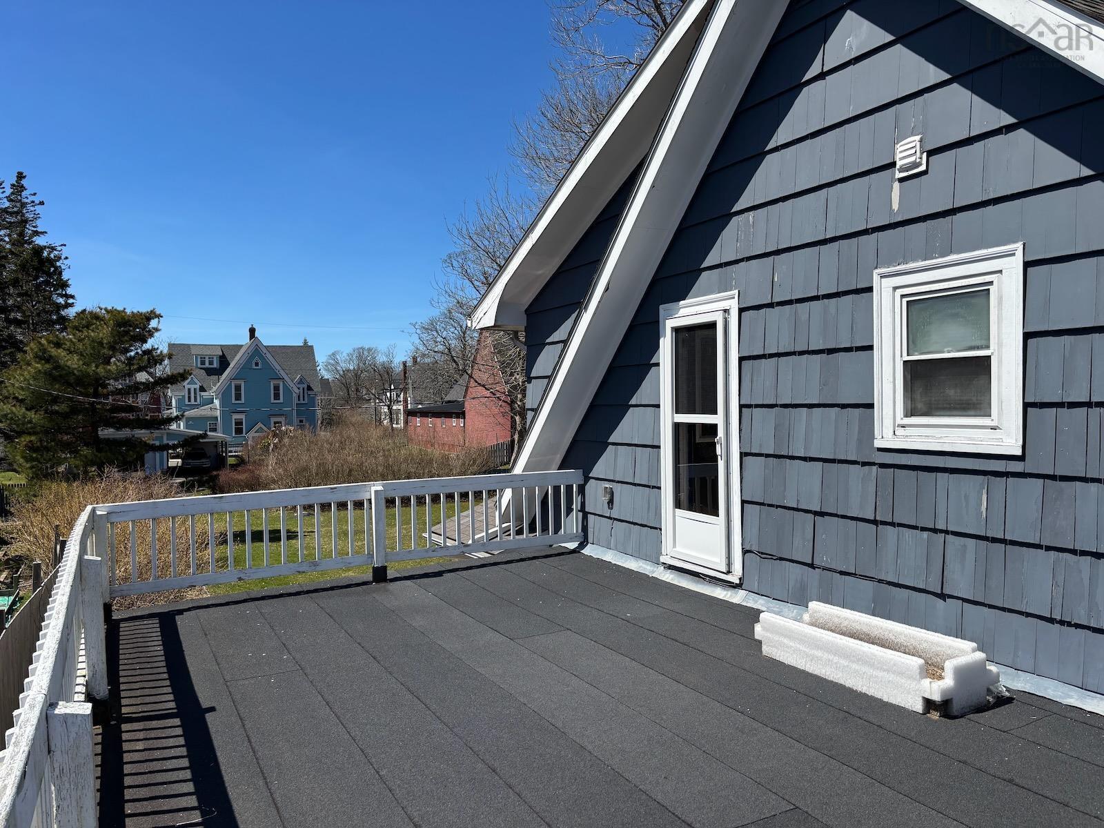 $349,900.00: 10 Park Street, Yarmouth