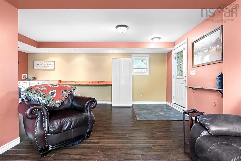 $585,000.00: 579 Highway 1, Mount Uniacke