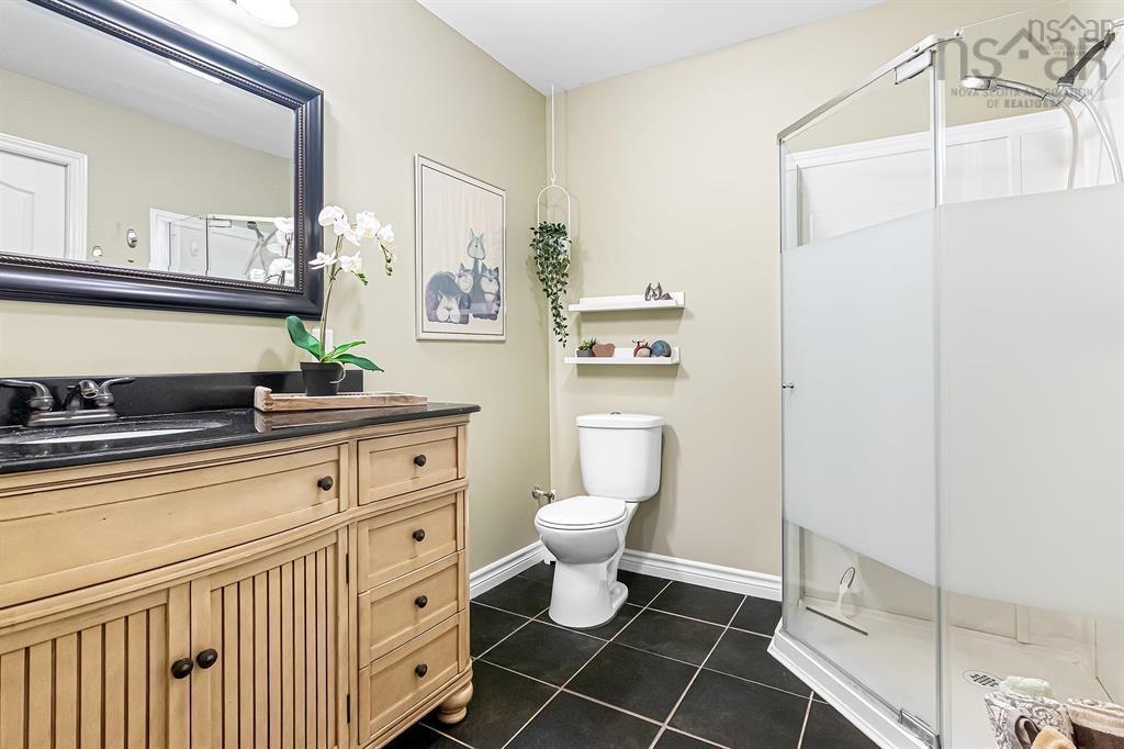 $585,000.00: 579 Highway 1, Mount Uniacke