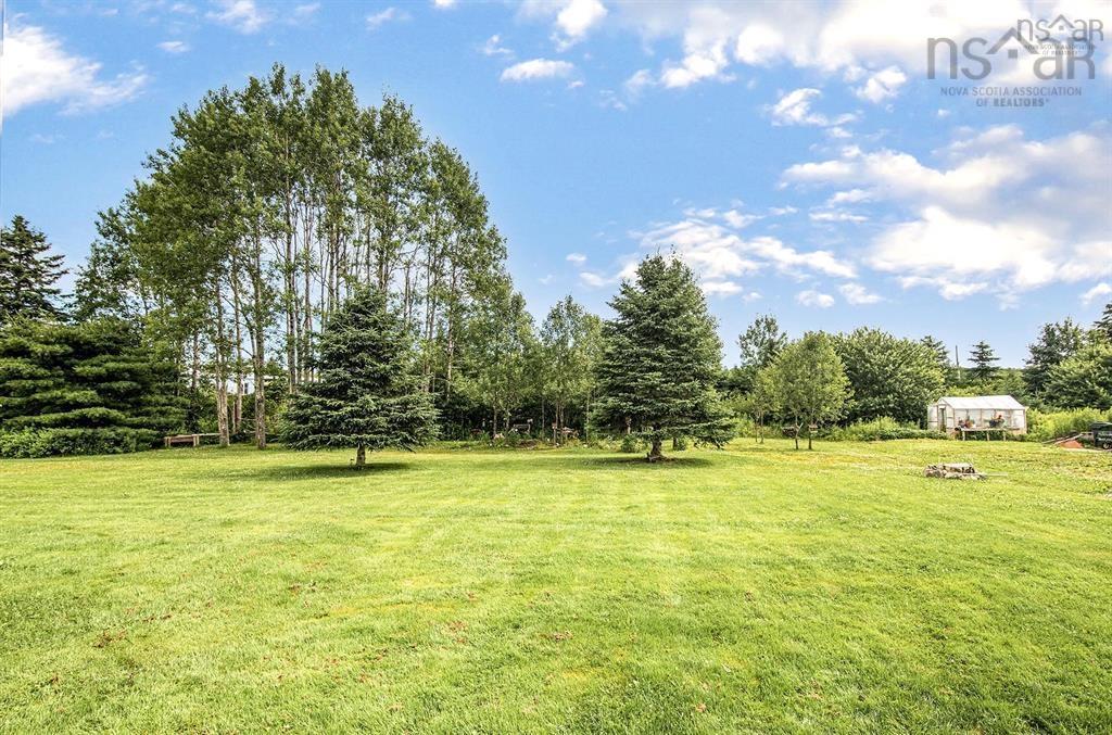 $585,000.00: 579 Highway 1, Mount Uniacke