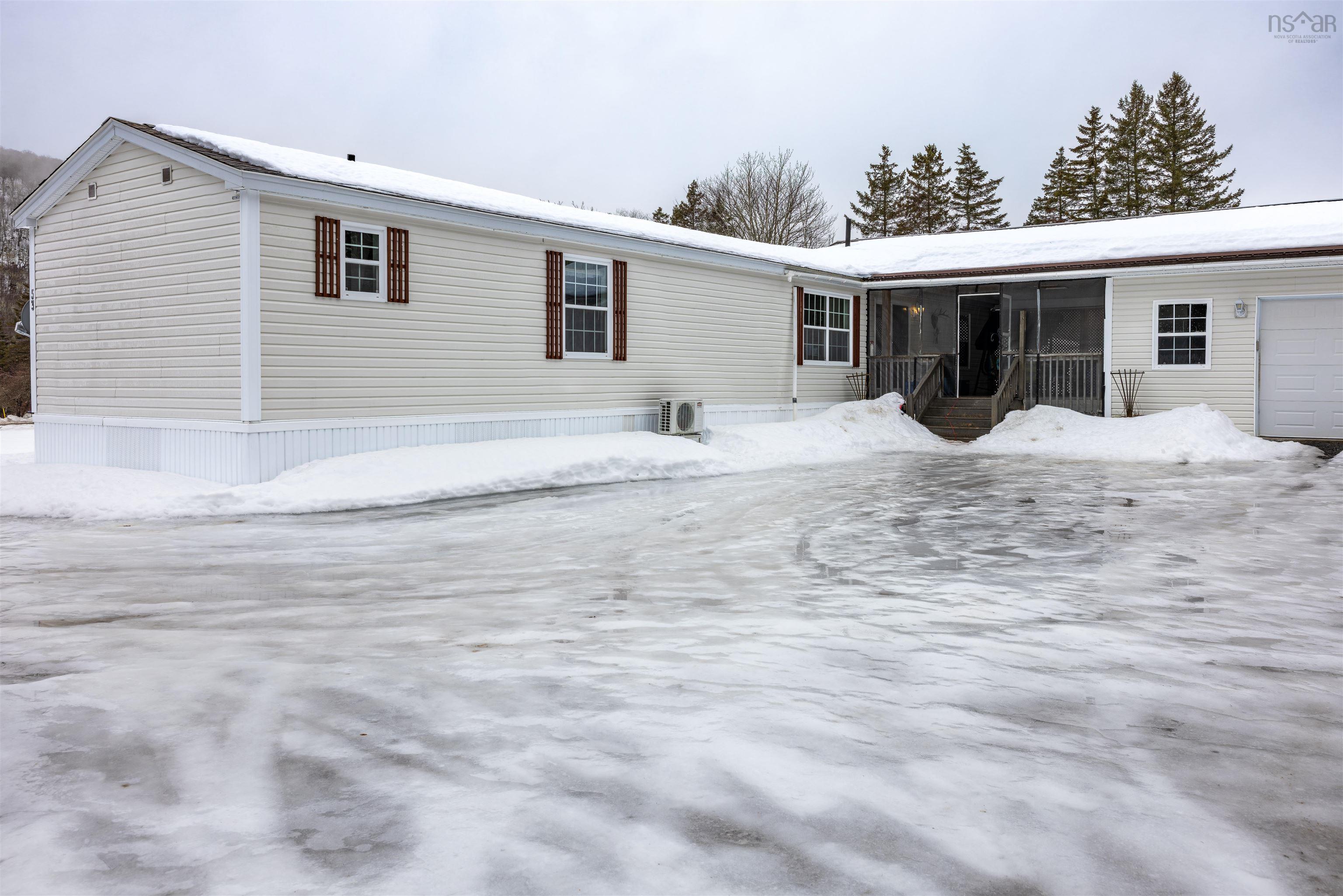 $249,900.00: 16568 Highway 316, Country Harbour