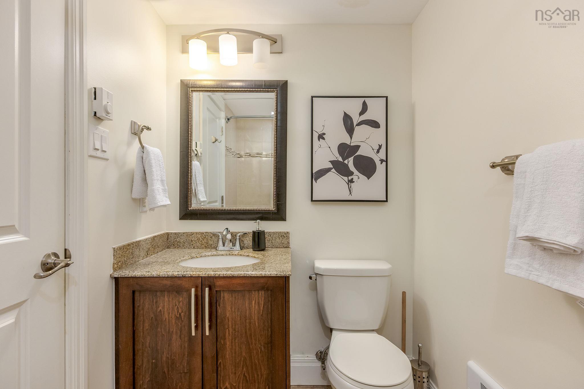 $430,000.00: 1110 45 Vimy Avenue, Clayton Park