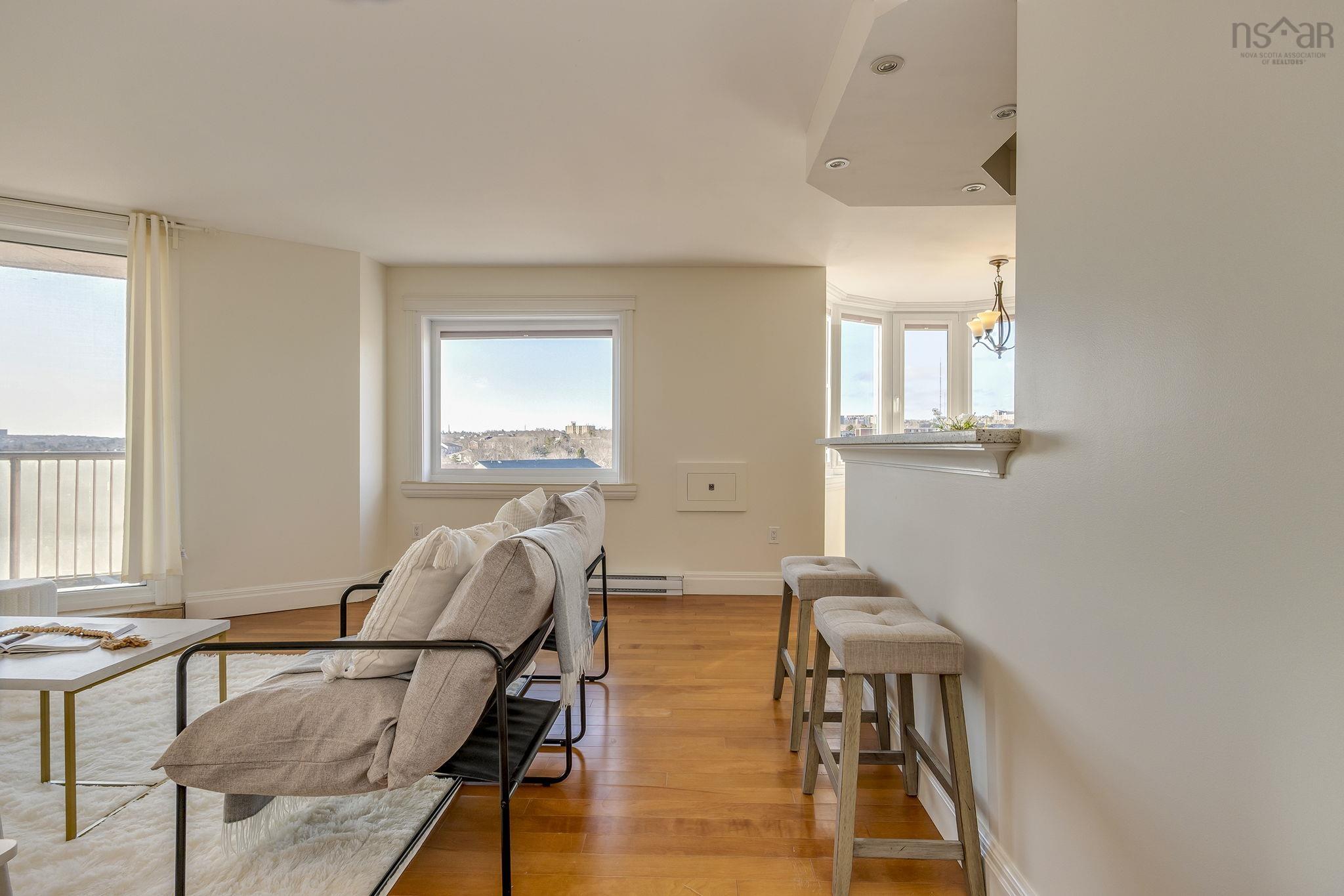 $430,000.00: 1110 45 Vimy Avenue, Clayton Park