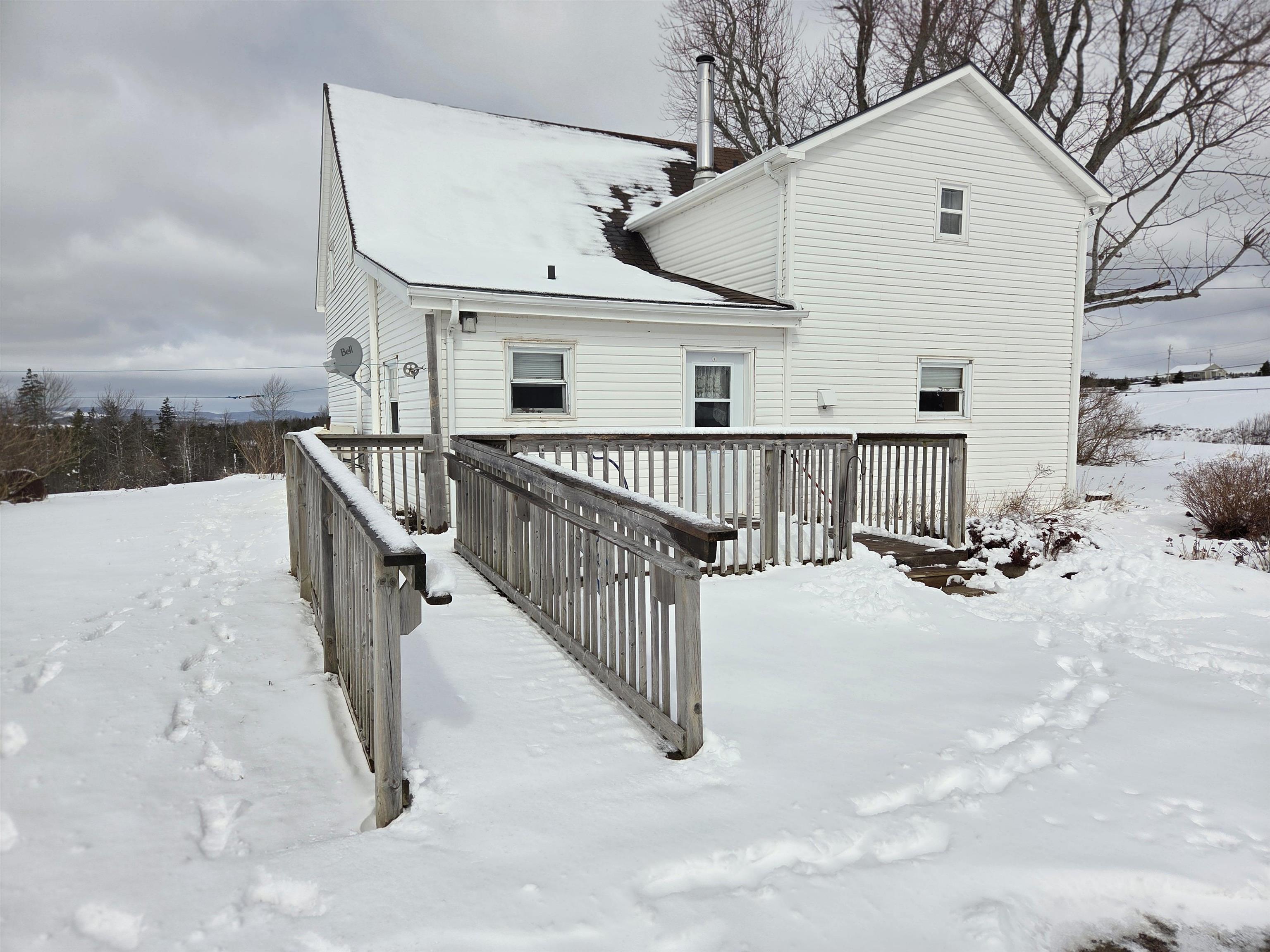 $479,900.00: 4105 Highway 316 Highway, St Andrew