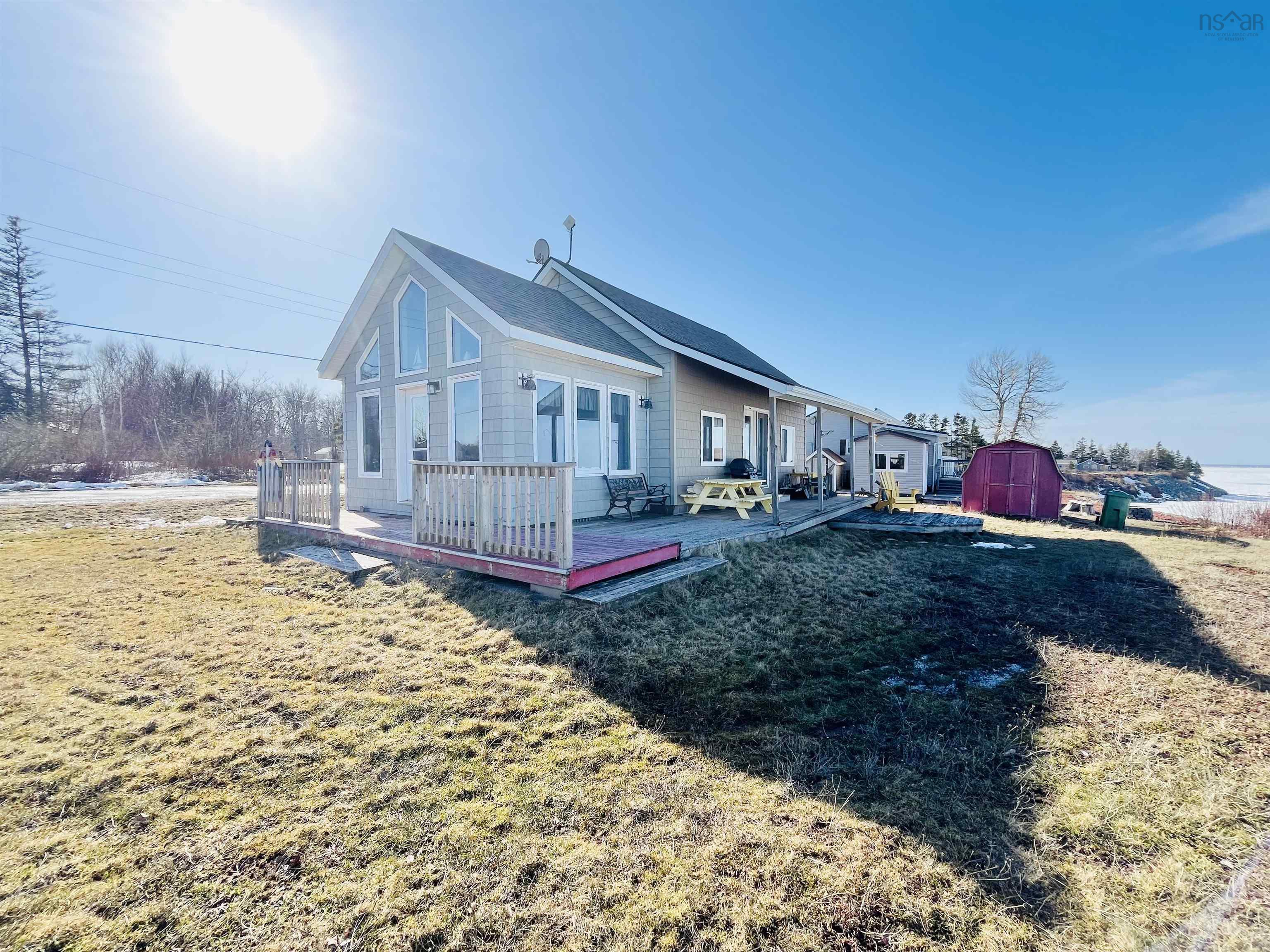 $279,900.00: 219 Norm Greene Trail, Port Howe