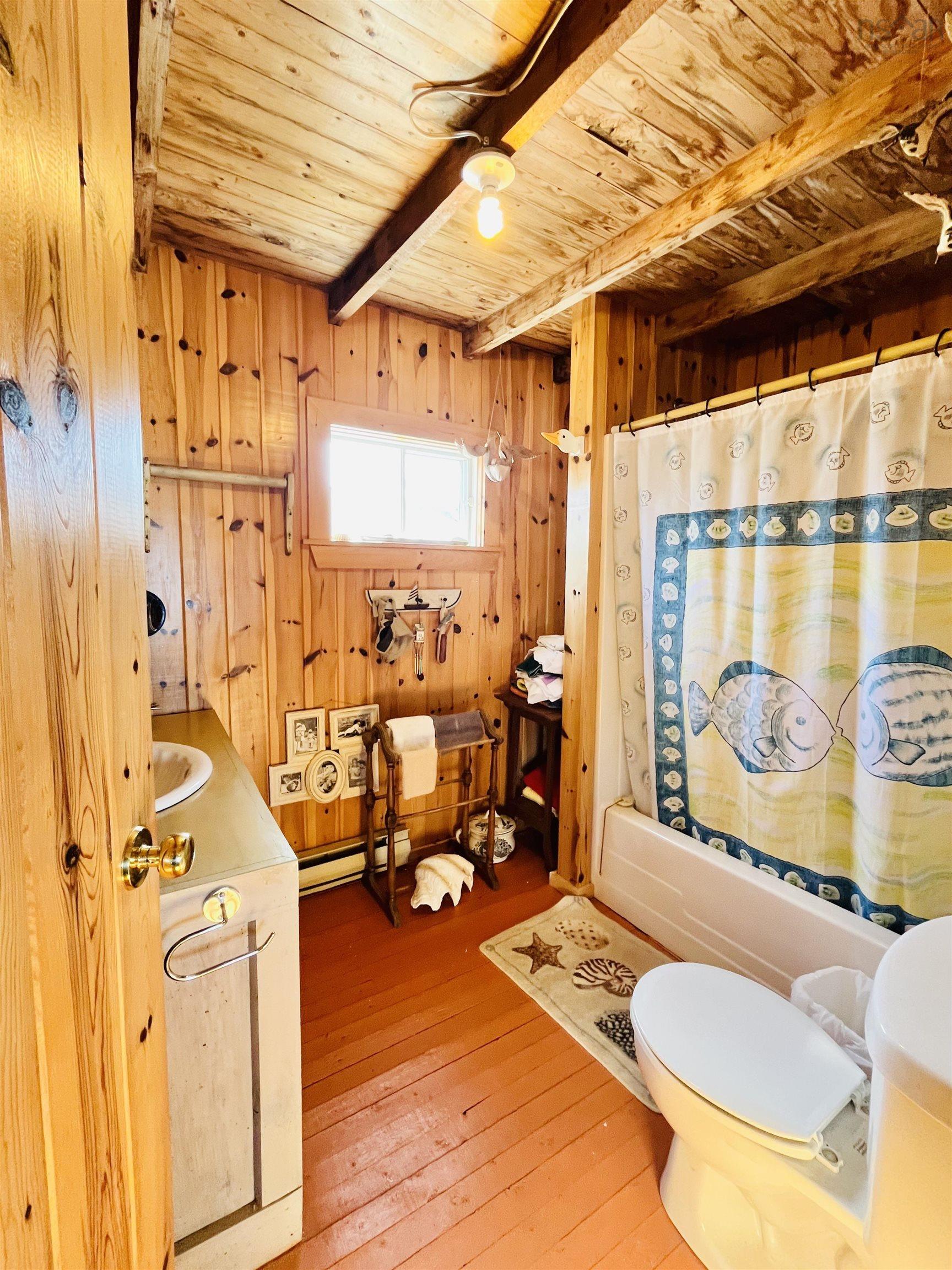 $279,900.00: 219 Norm Greene Trail, Port Howe