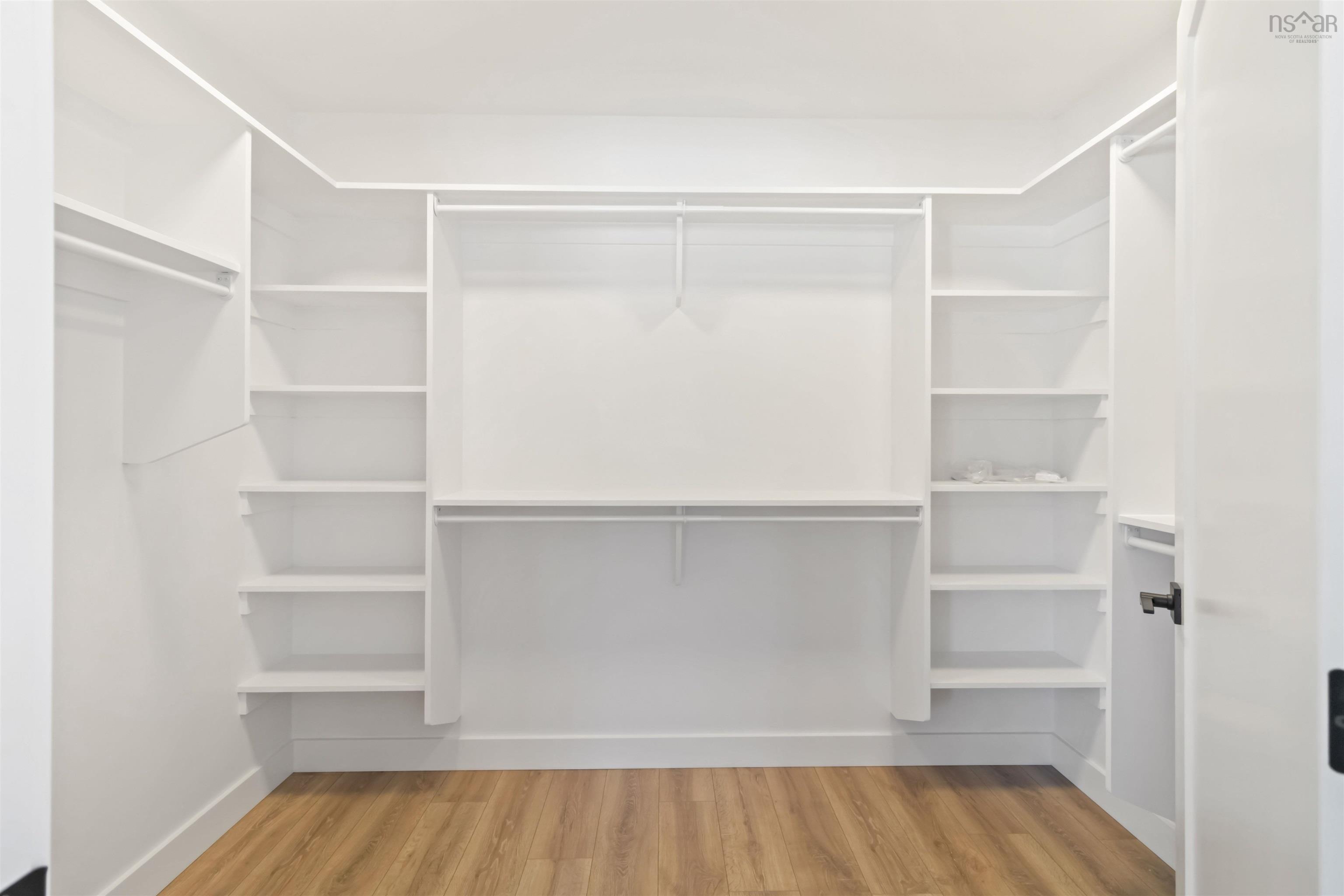 $519,900.00: 12 Nottingham Lane, Enfield