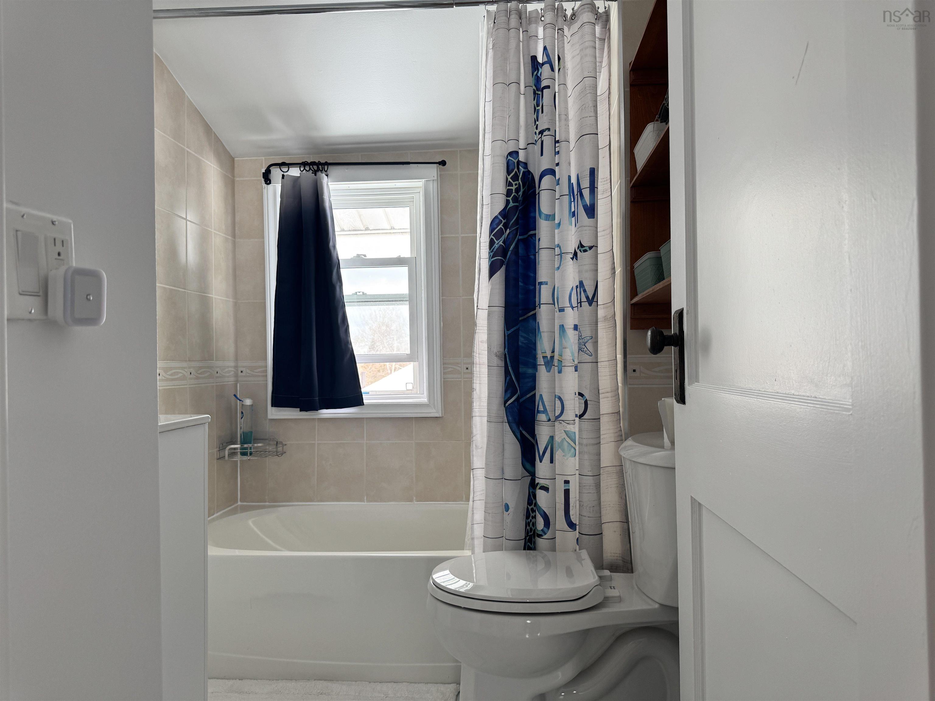 $298,500.00: 21 6th Street, Trenton