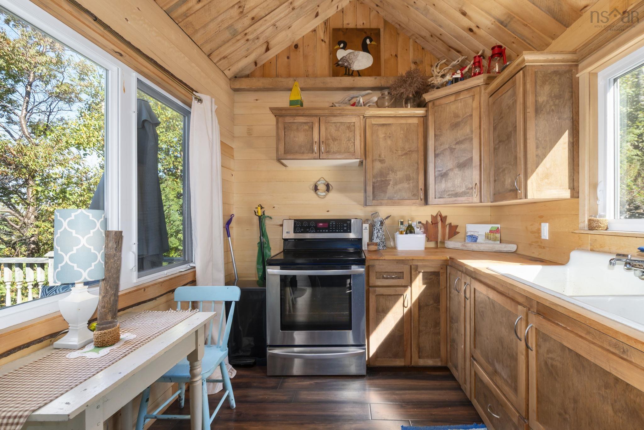 $220,000.00: 54 Cove Road, Halls Harbour