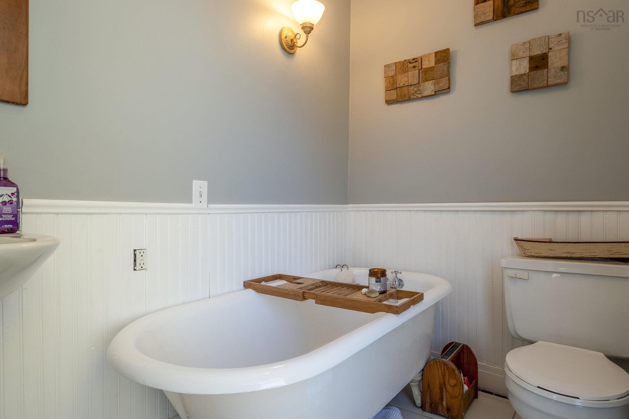 $697,000.00: 17 Avon Street, Hantsport