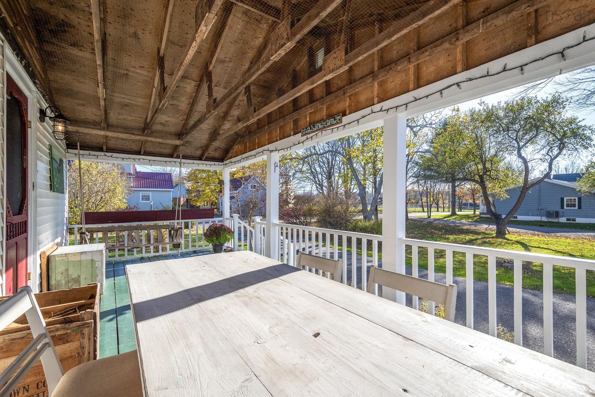 $697,000.00: 17 Avon Street, Hantsport