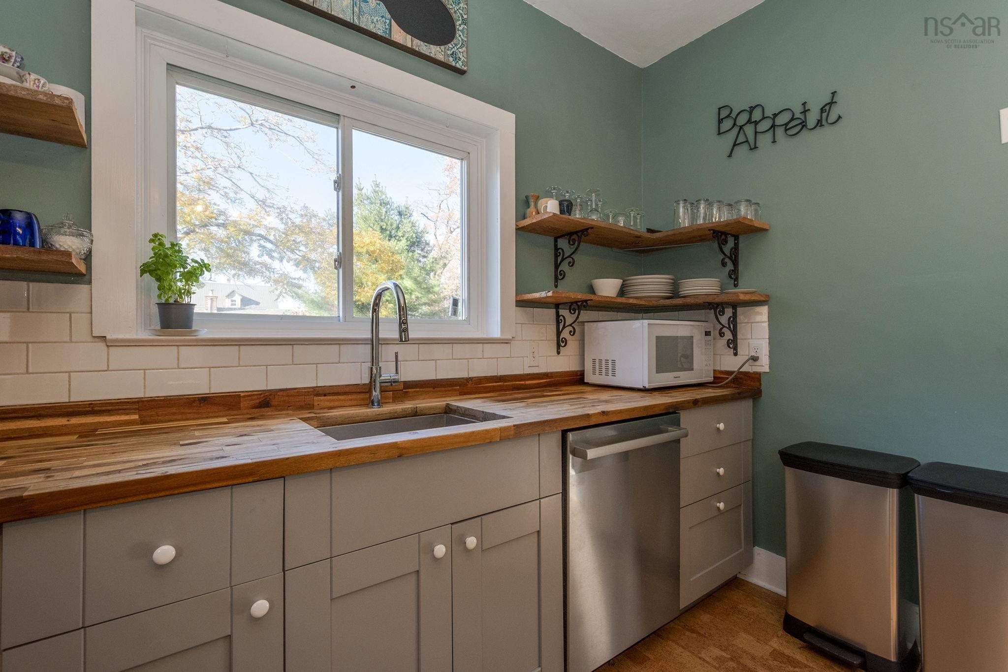 $697,000.00: 17 Avon Street, Hantsport