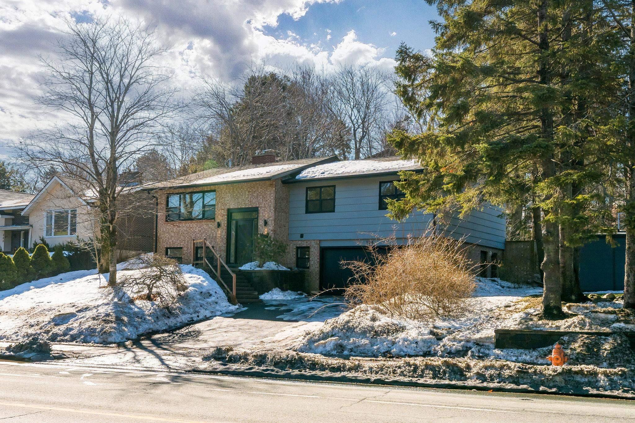 $649,900.00: 196 Lacewood Drive, Halifax Regional Municipality