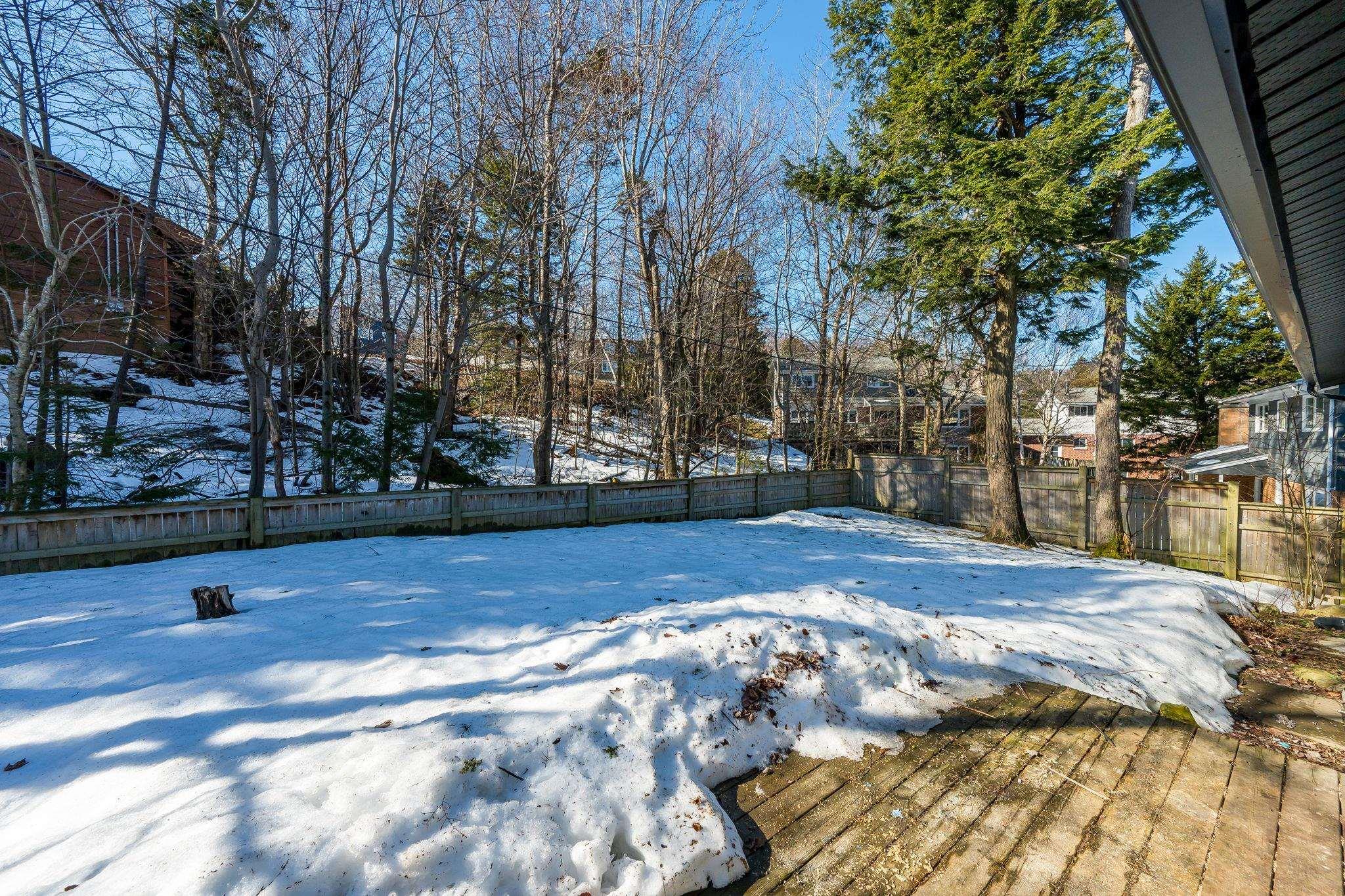$649,900.00: 196 Lacewood Drive, Halifax Regional Municipality