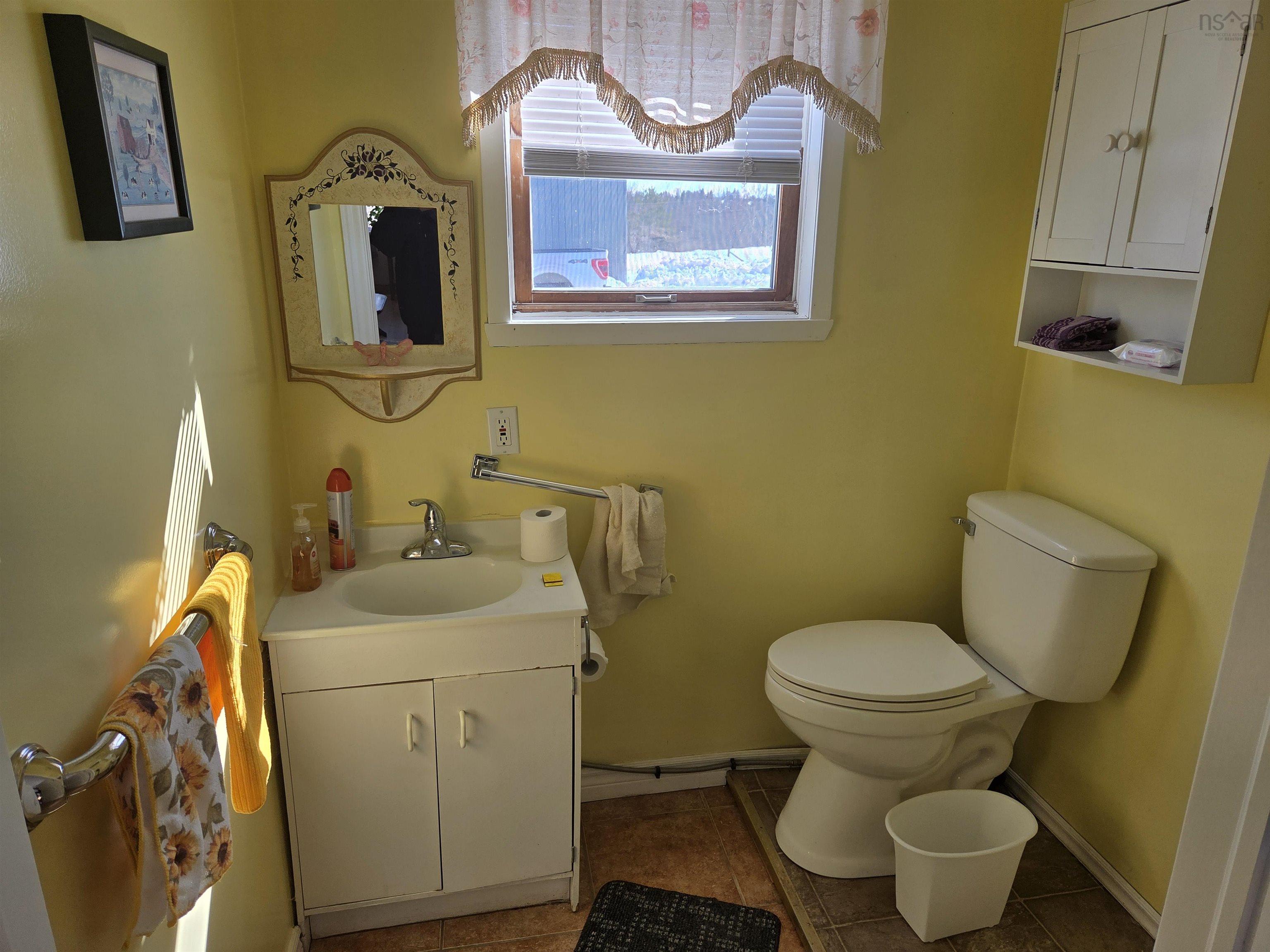 $479,900.00: 4105 Highway 316 Highway, St Andrew