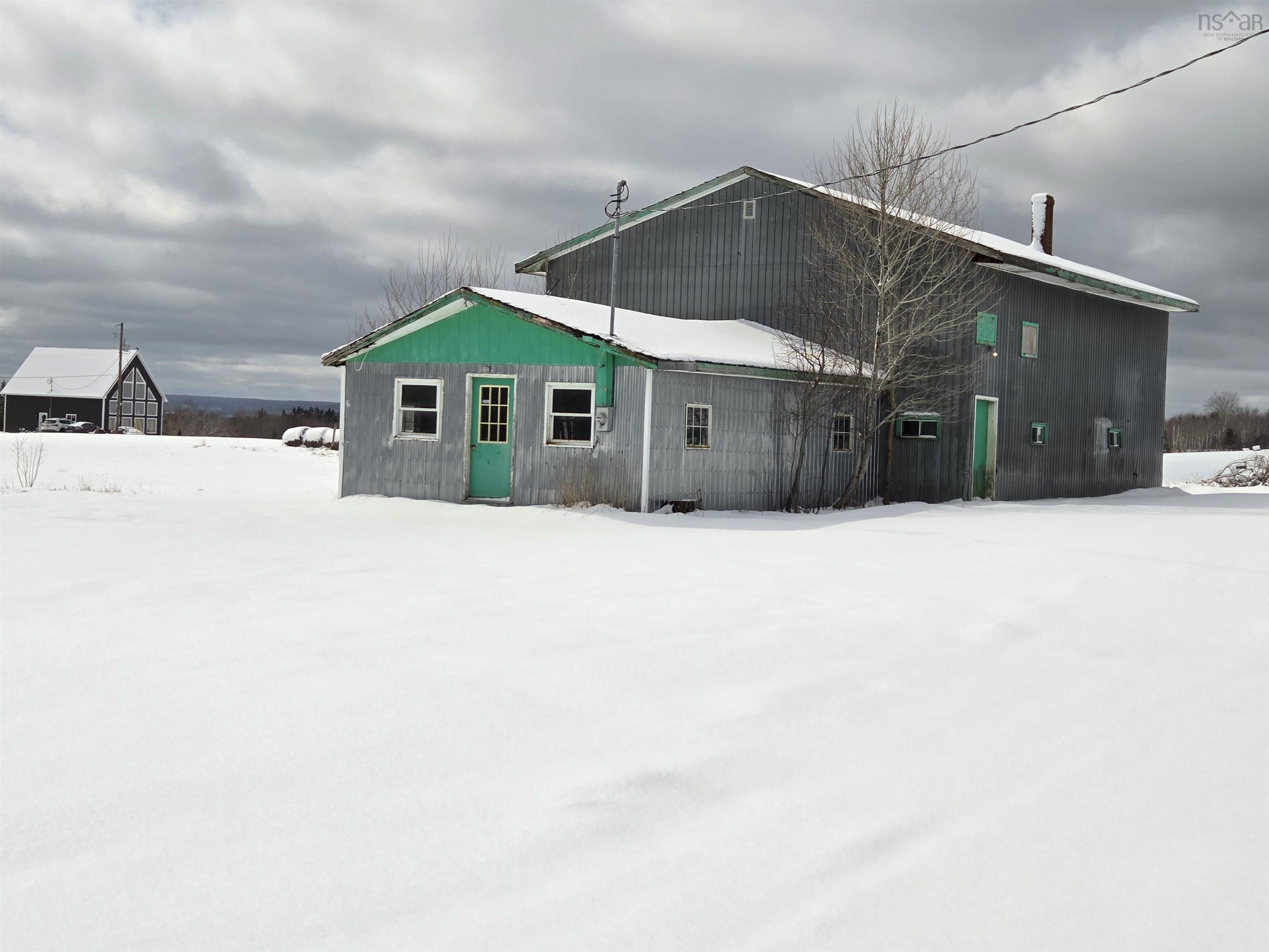 $479,900.00: 4105 Highway 316 Highway, St Andrew