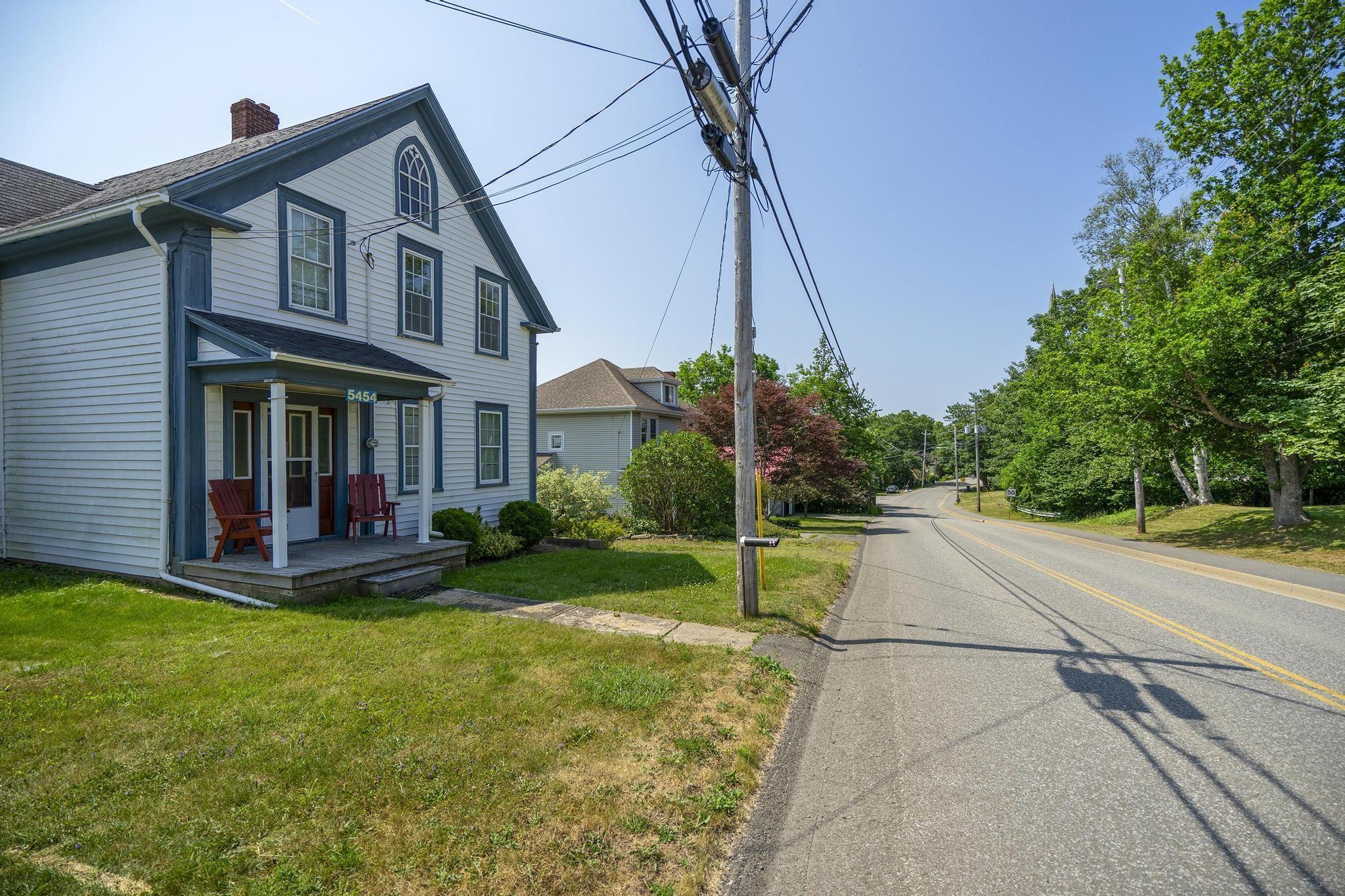 $449,900.00: 5454 Granville Road, Granville Ferry
