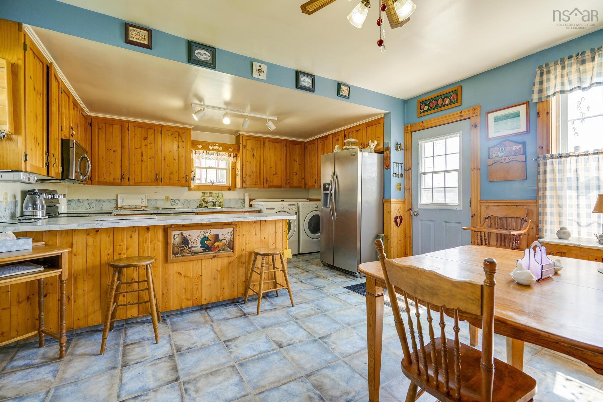 $449,900.00: 5454 Granville Road, Granville Ferry