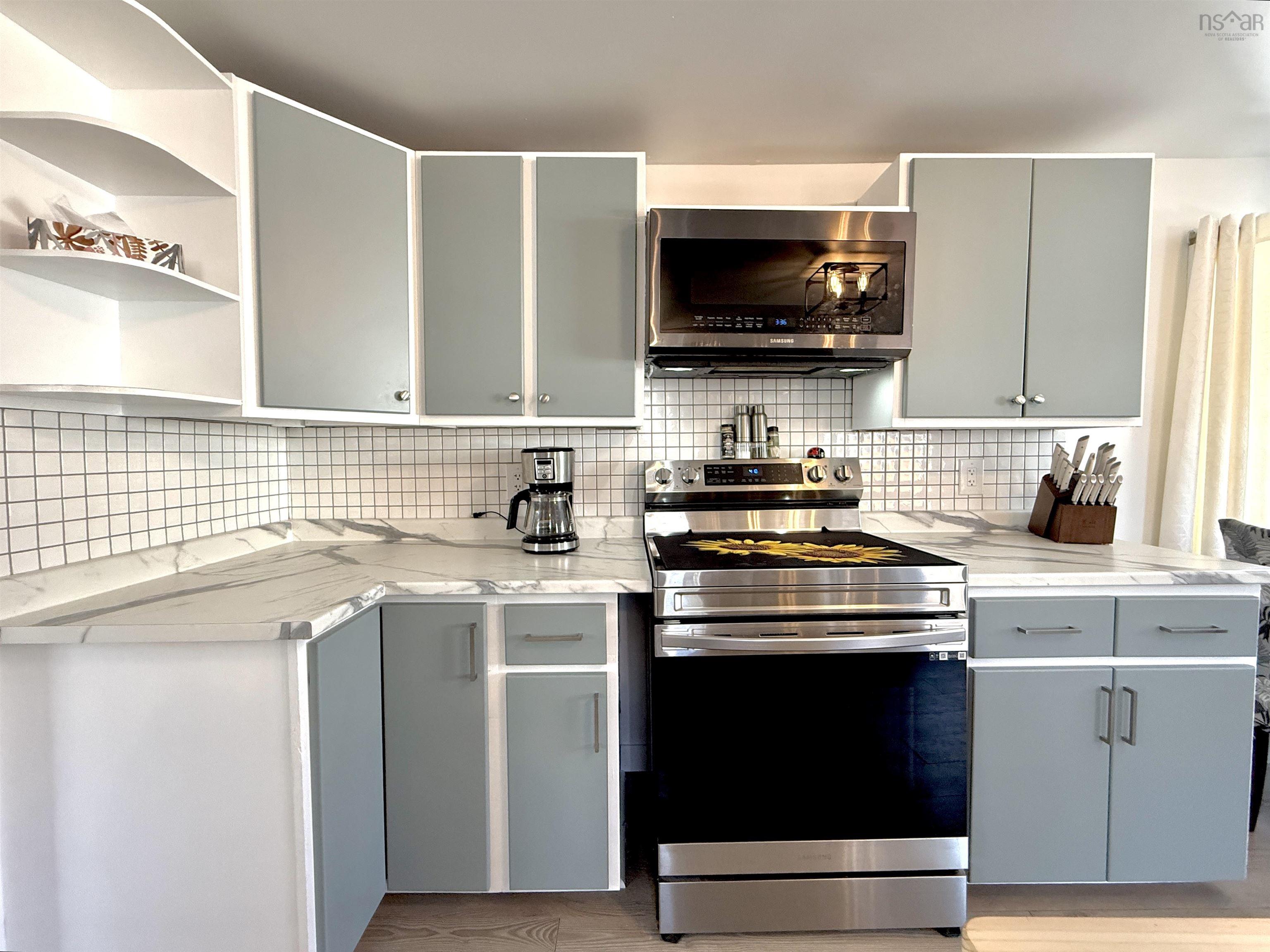 $249,900.00: 11 SNOW WHITE Drive, Lake Echo