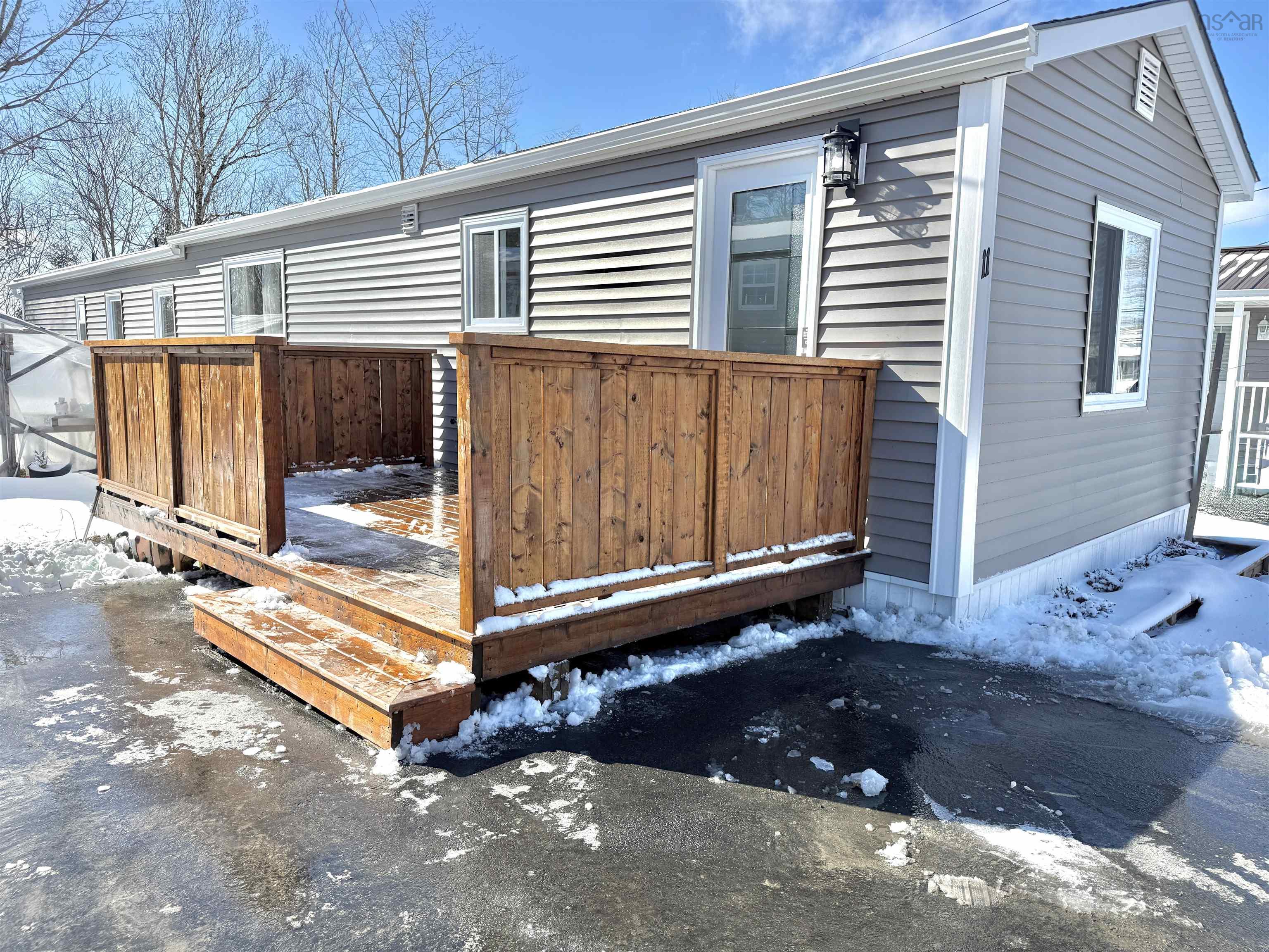 $249,900.00: 11 SNOW WHITE Drive, Lake Echo