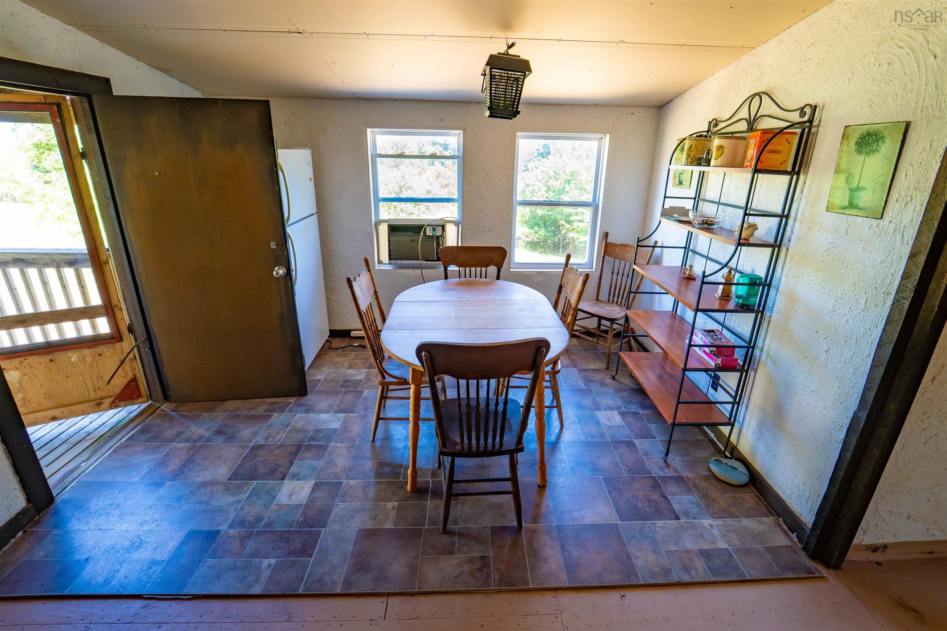 $285,900.00: 1286 Elderkin Road, Apple River